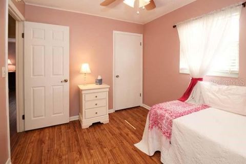 Tiny photo for 3916 NE 8th Street, Ocala, FL 34470 (MLS # OM719981)