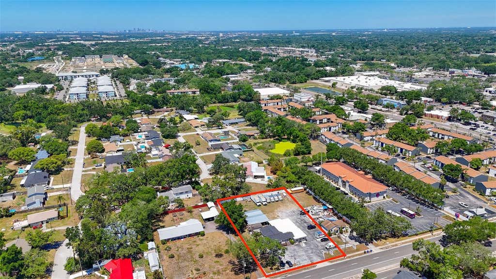 Photo of 504 S Kings Avenue, Brandon, FL 33511 (MLS # TB8507807)