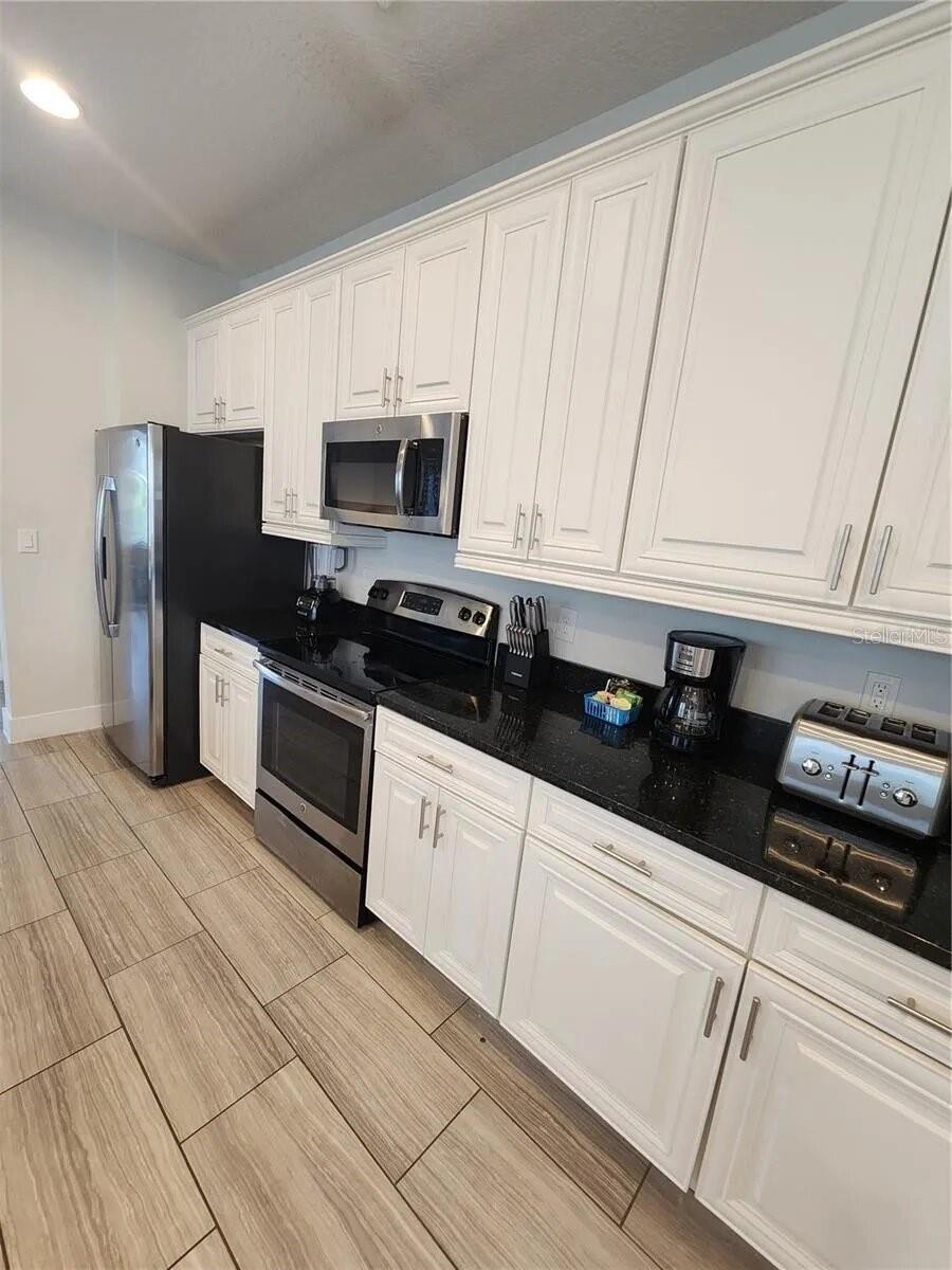 7623 WILMINGTON LOOP