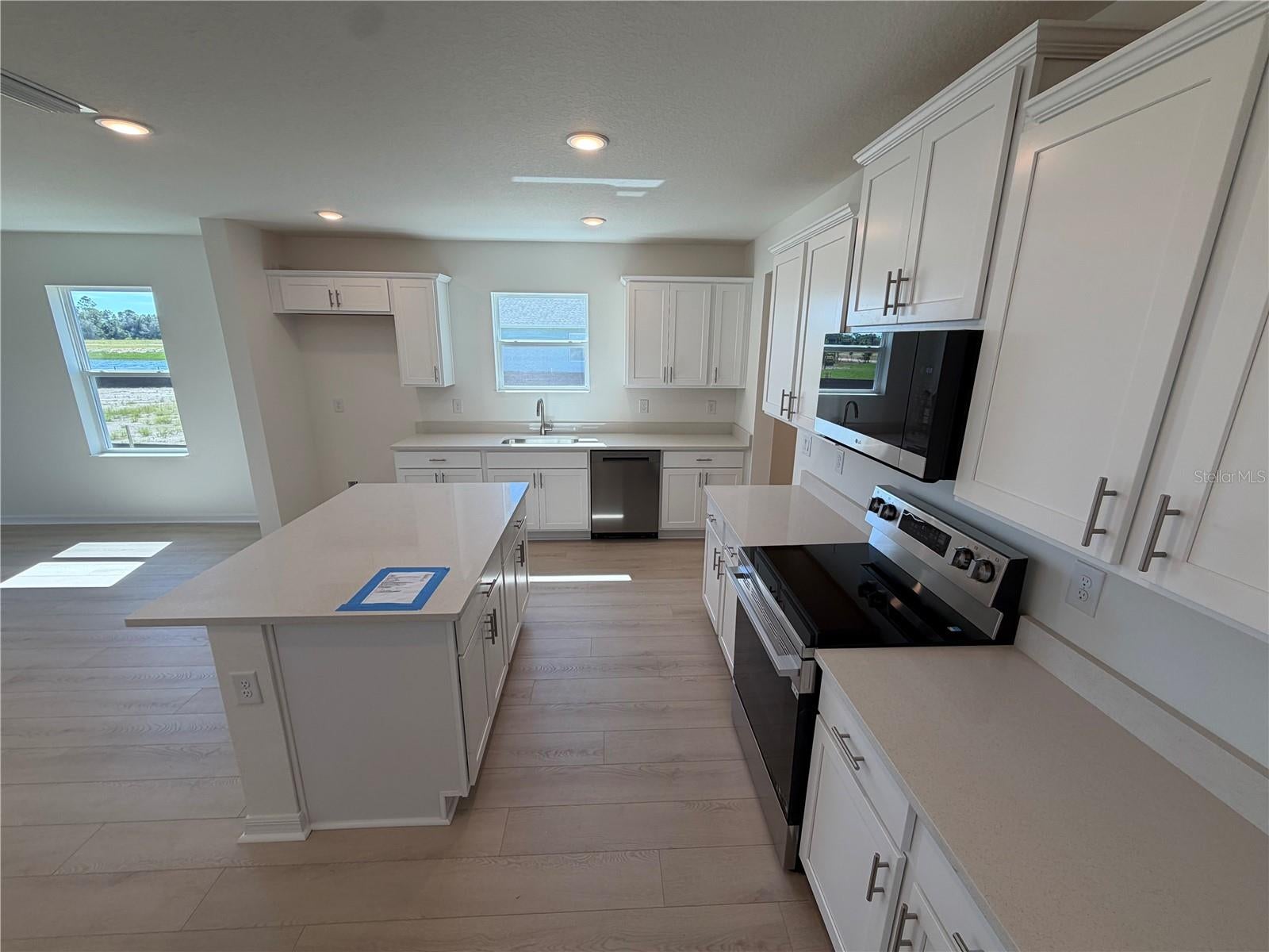 11414 LAKE LOUISA TERRACE