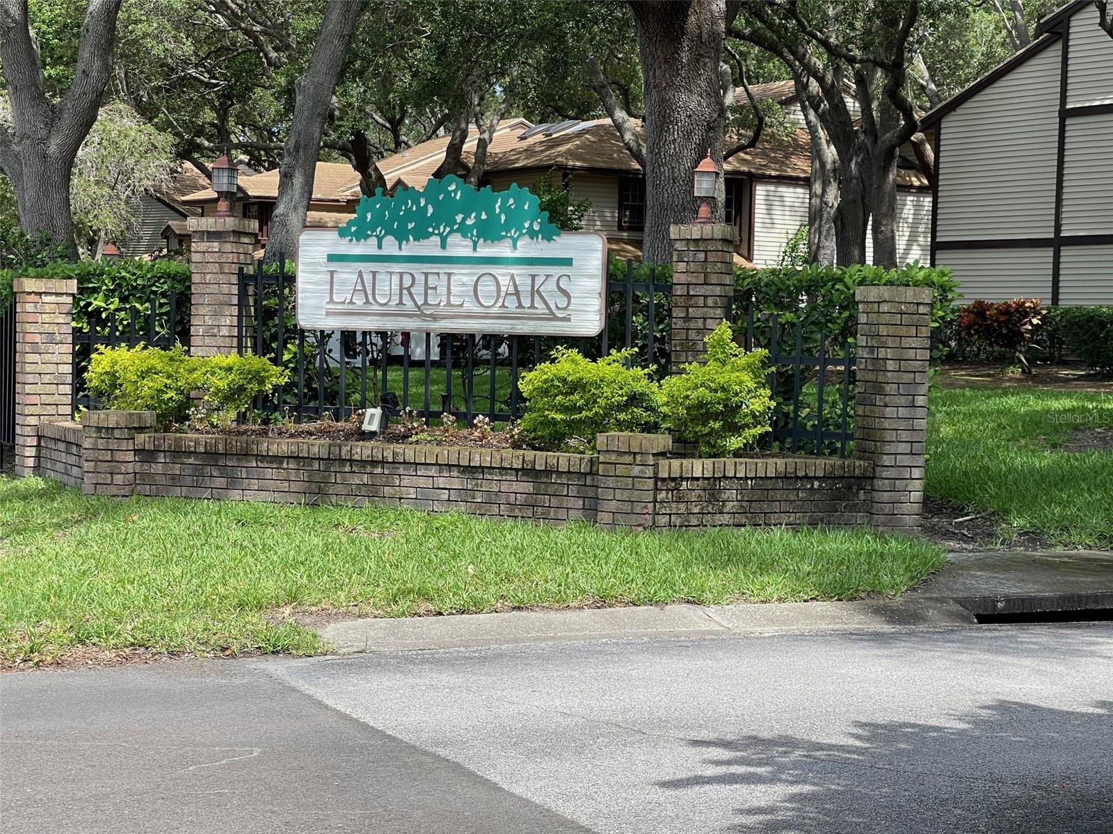 LAUREL OAKS AT COUNTRY WOODS CONDO - Residential Lease