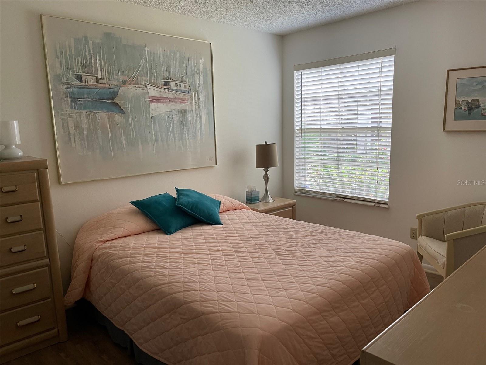 LAUREL OAKS AT COUNTRY WOODS CONDO - Residential Lease