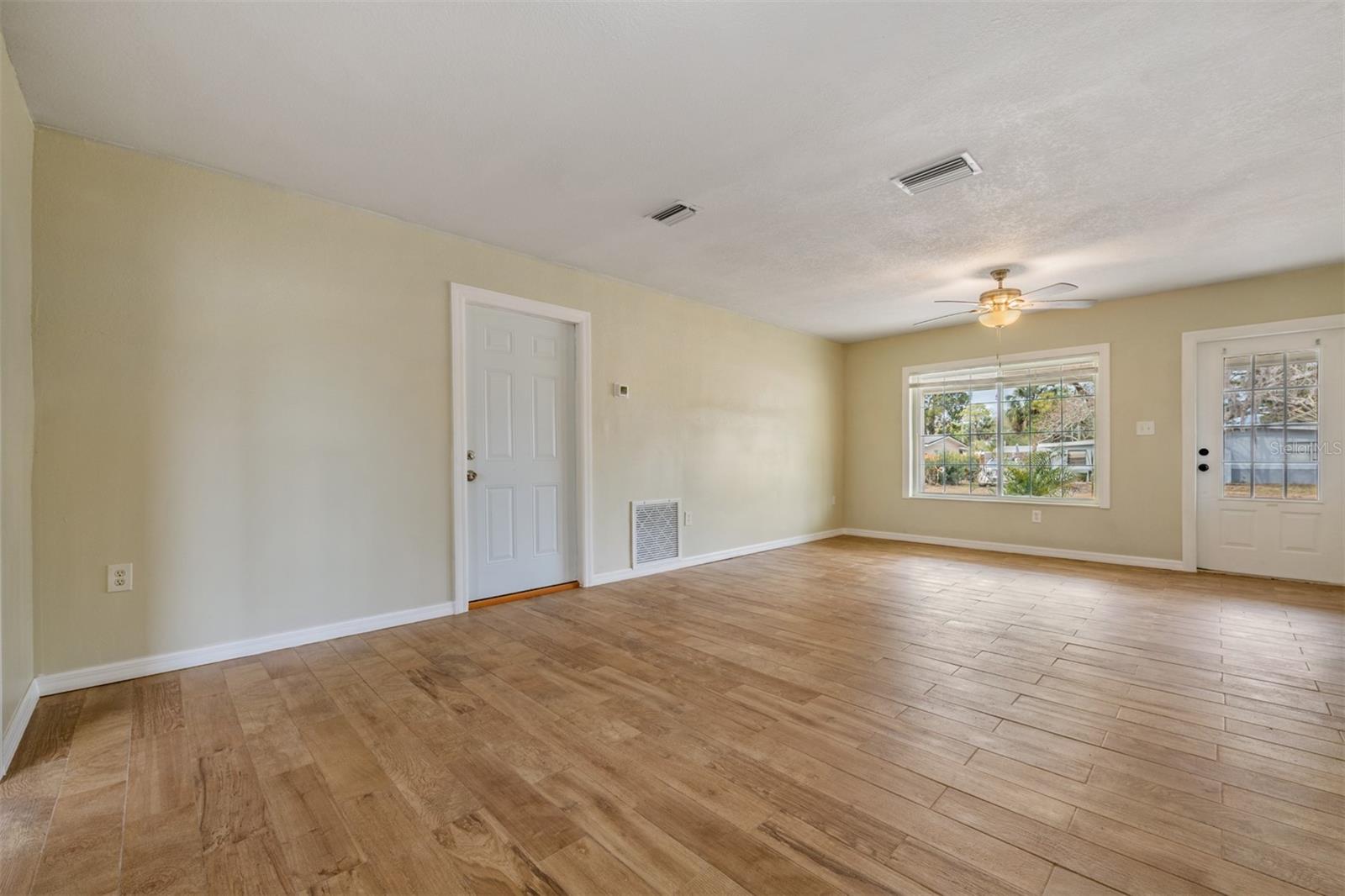 JASMIN TERRACE - Residential