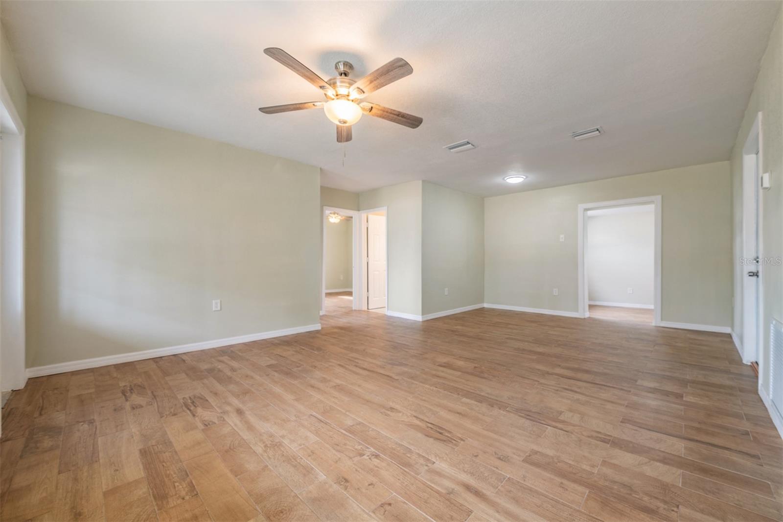 JASMIN TERRACE - Residential