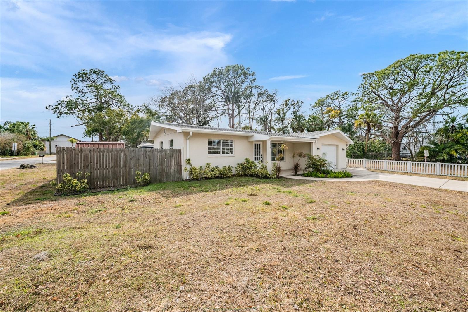 JASMIN TERRACE - Residential