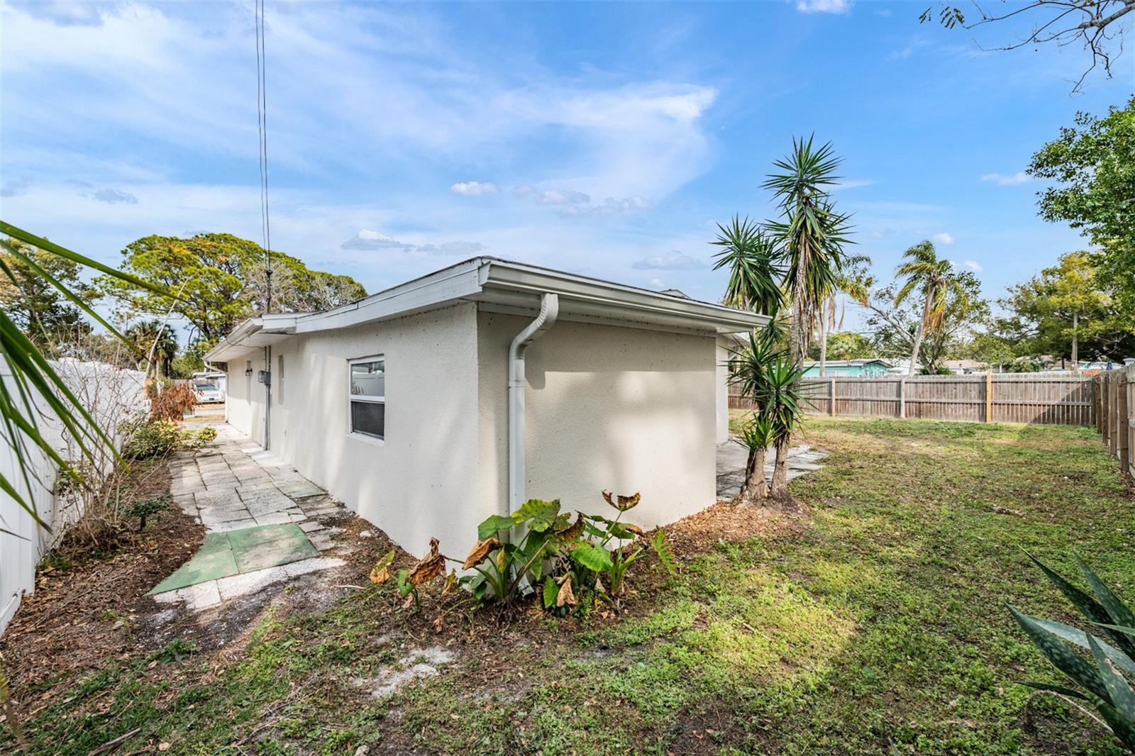 JASMIN TERRACE - Residential