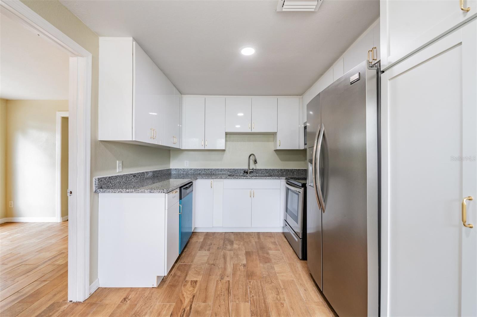 JASMIN TERRACE - Residential