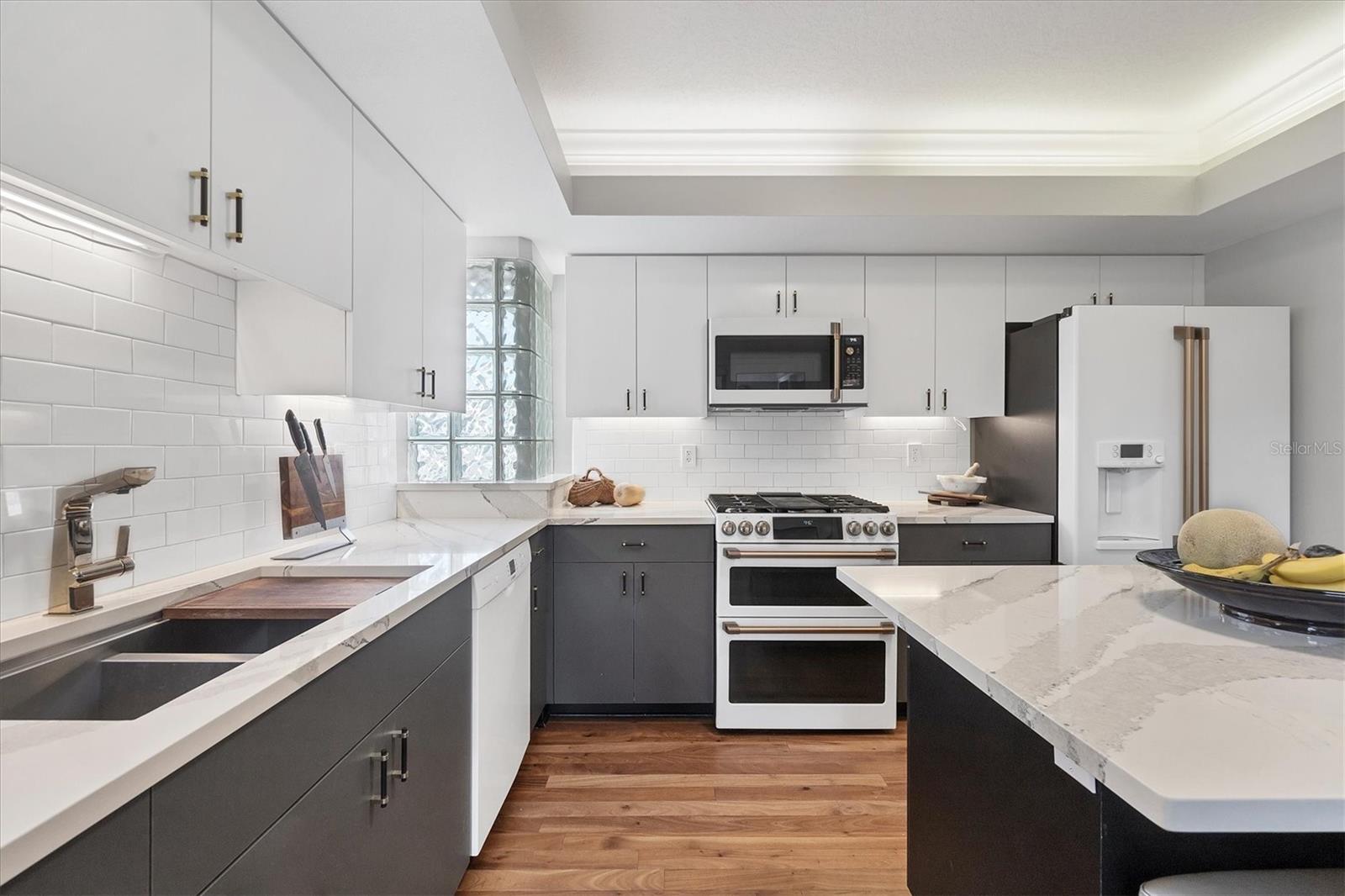 PLAT OF SARASOTA EXHIBIT - Residential Lease