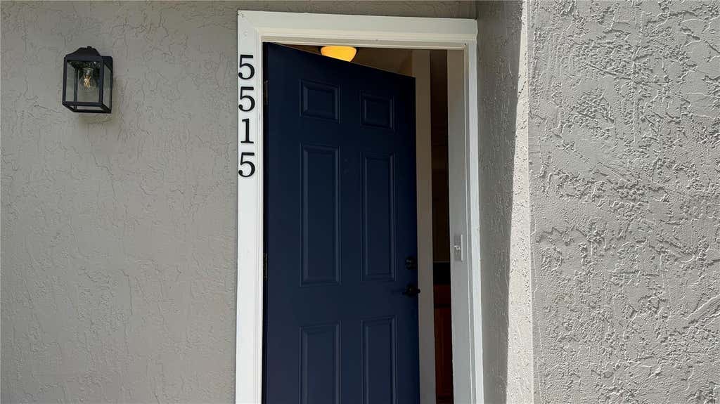 Photo of 5515 Decatur Street, Orlando, FL 32807 (MLS # O6430405)