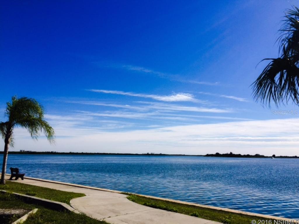 Florida Shores 01 - Residential