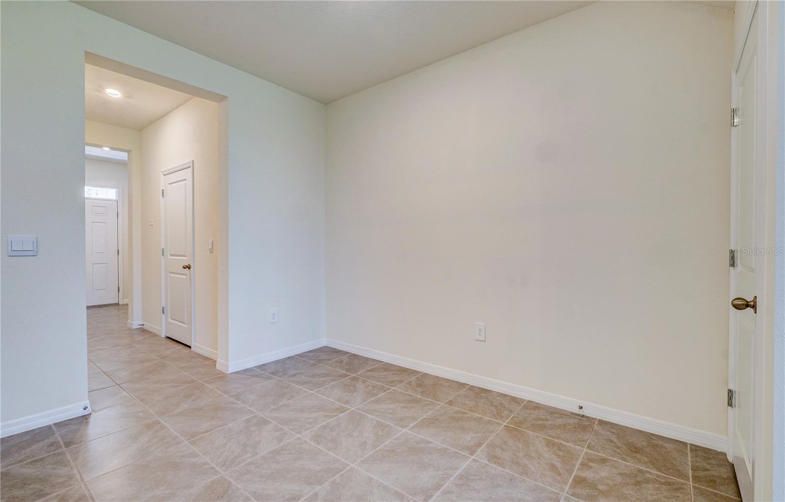 STAR FARMS AT LAKEWOOD RANCH - Residential