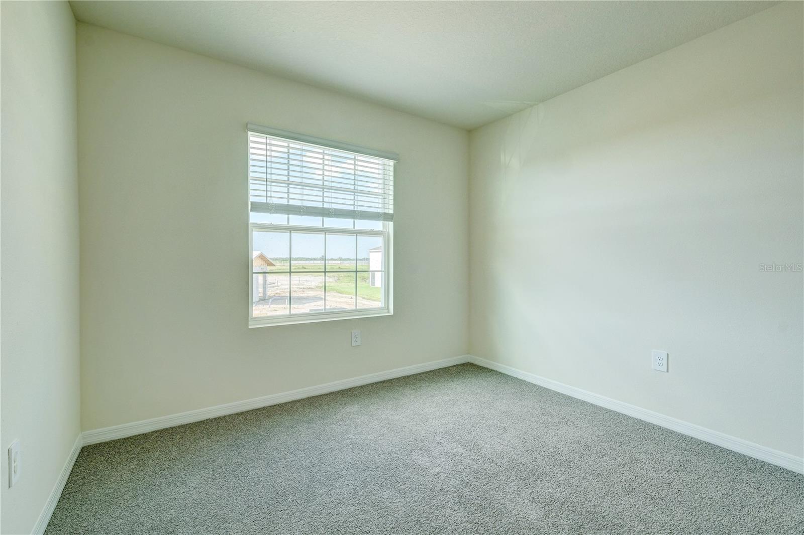 STAR FARMS AT LAKEWOOD RANCH - Residential