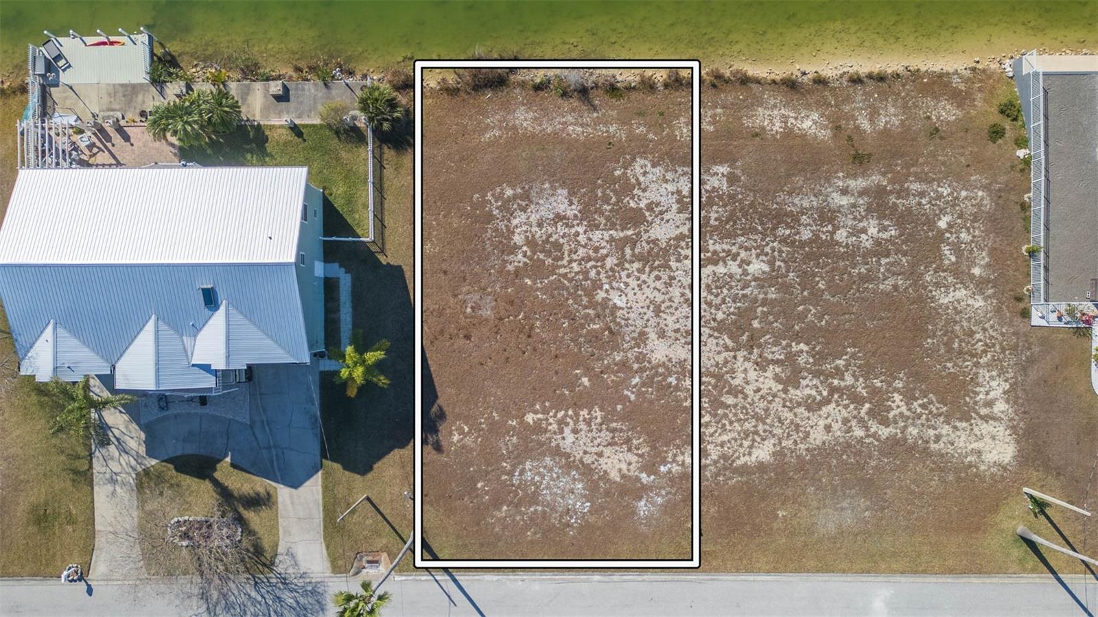 HERNANDO BEACH - Land