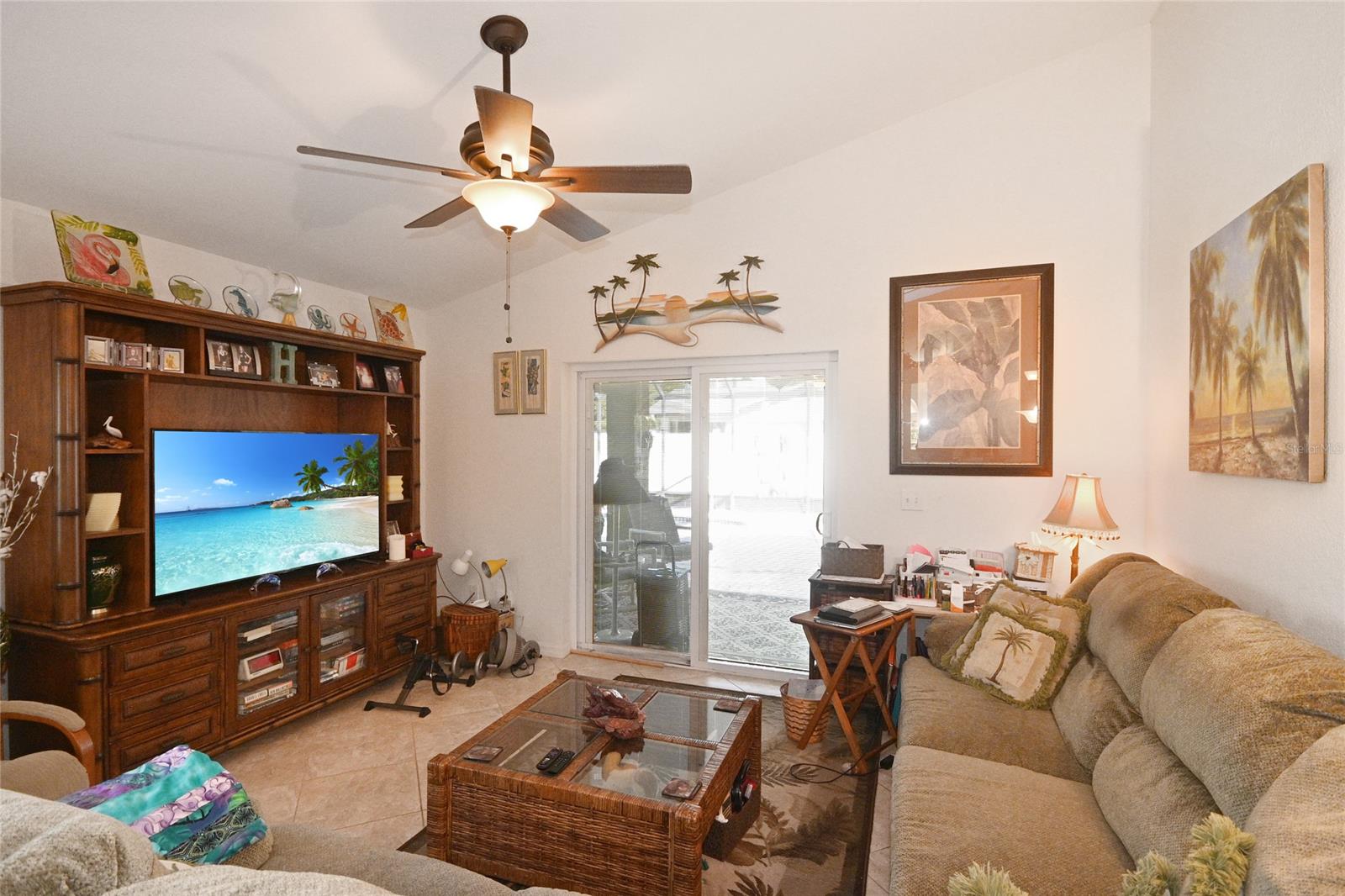 Florida Shores 01 - Residential