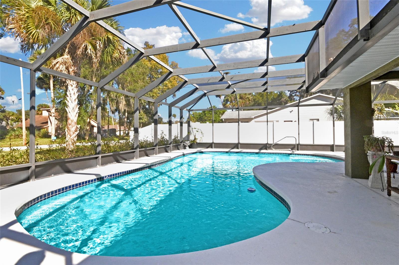 Florida Shores 01 - Residential