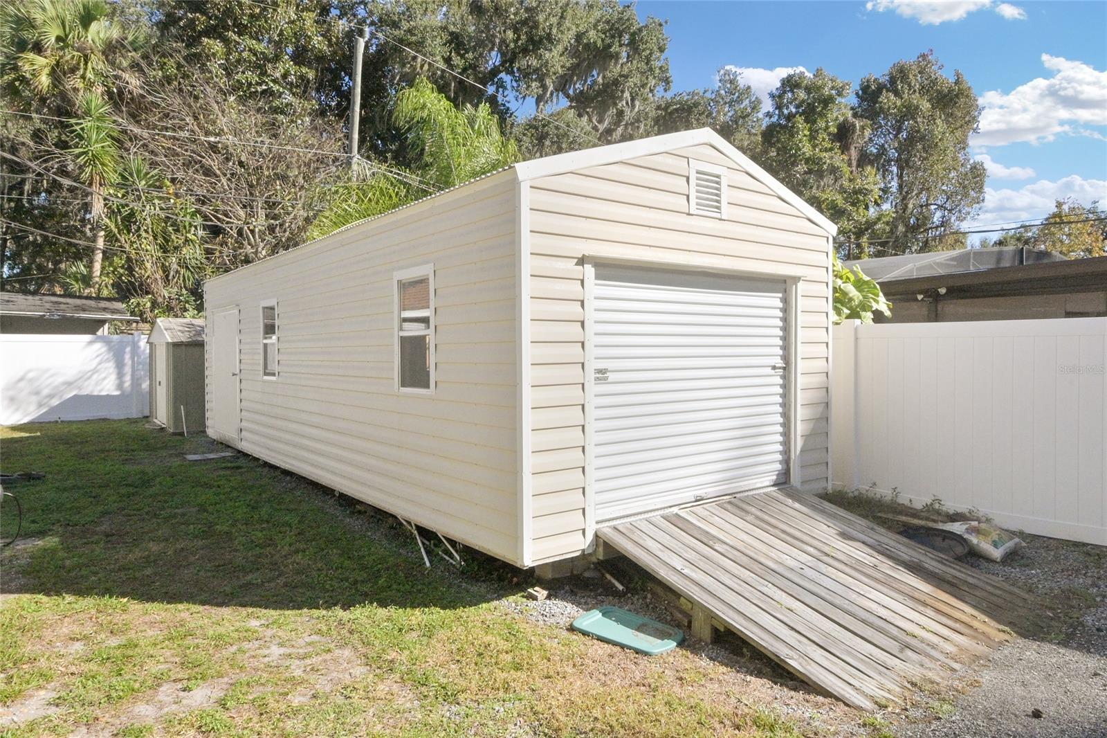 Florida Shores 01 - Residential