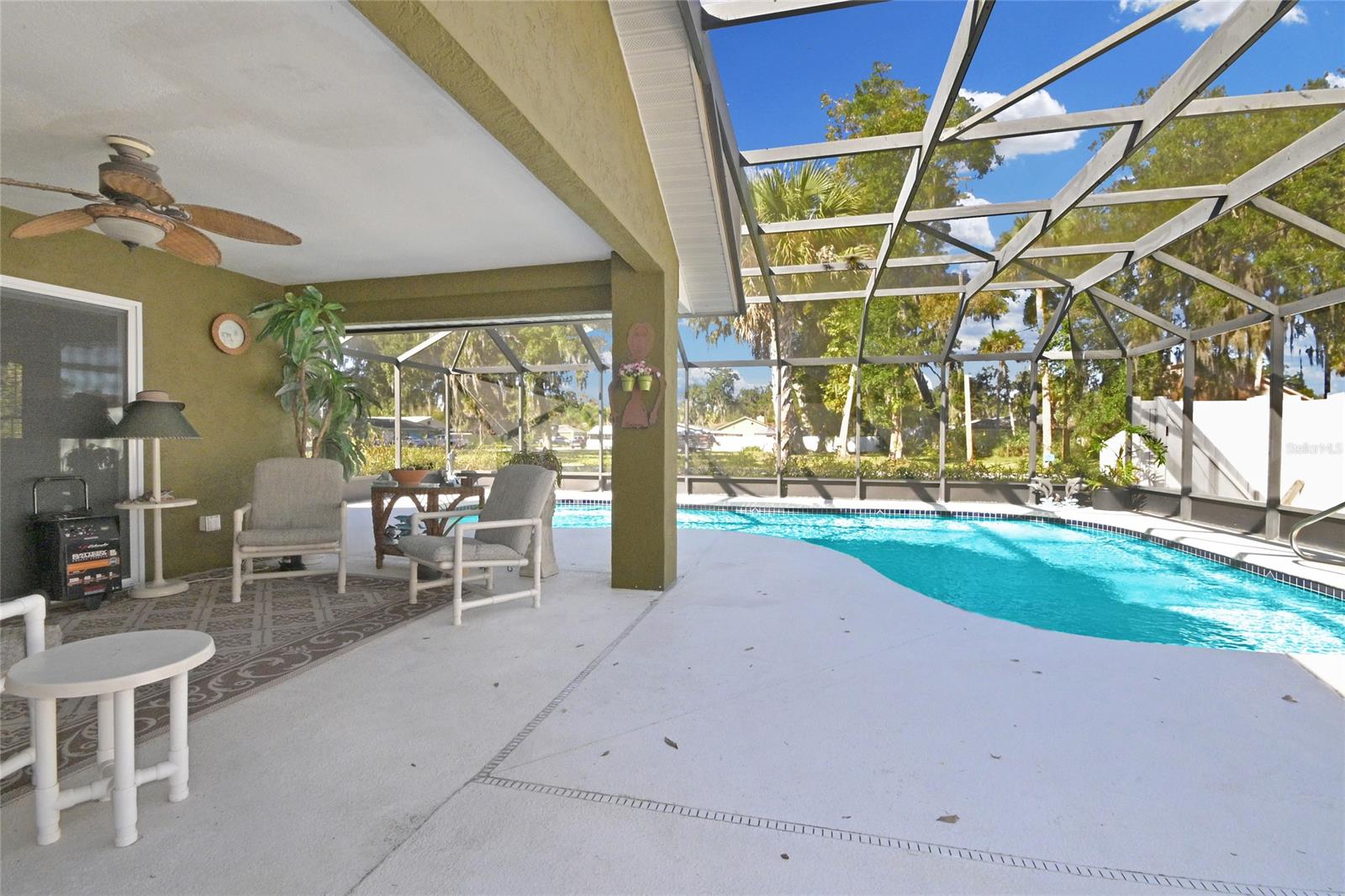 Florida Shores 01 - Residential