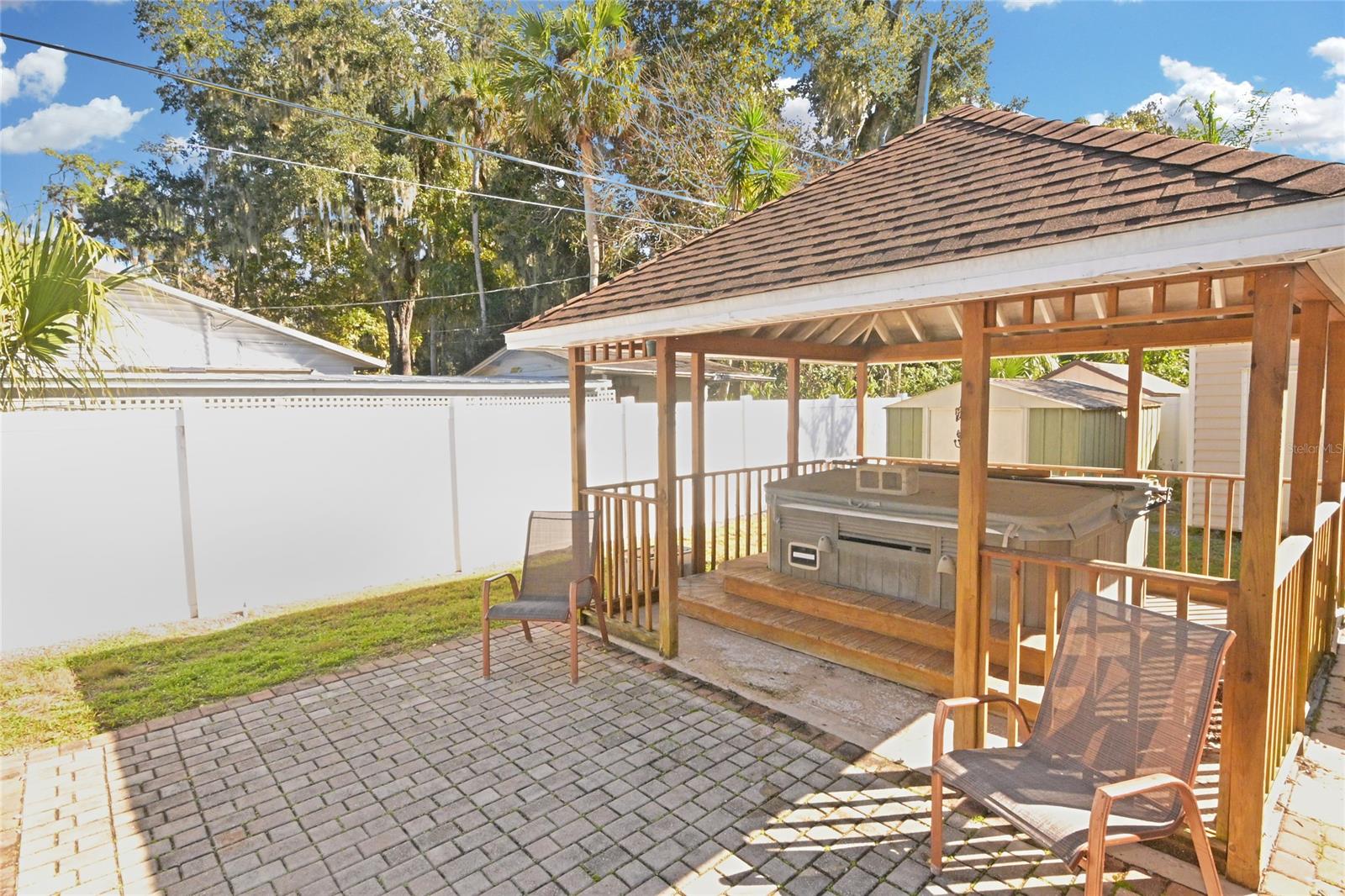 Florida Shores 01 - Residential