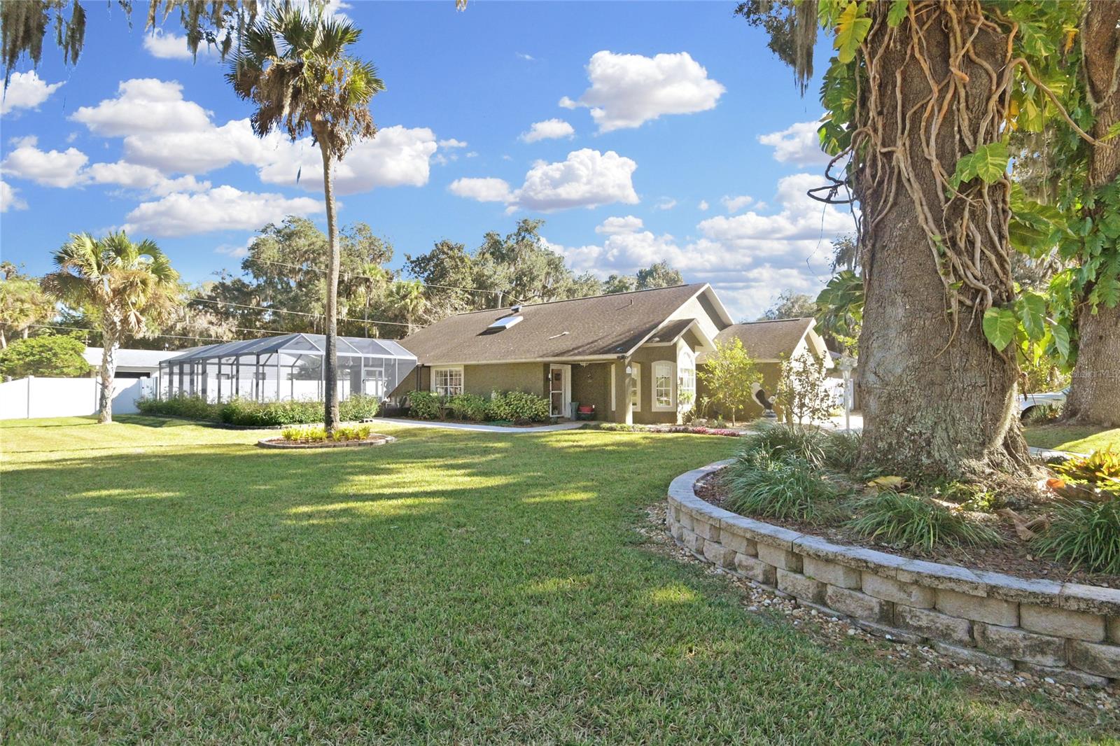 Florida Shores 01 - Residential