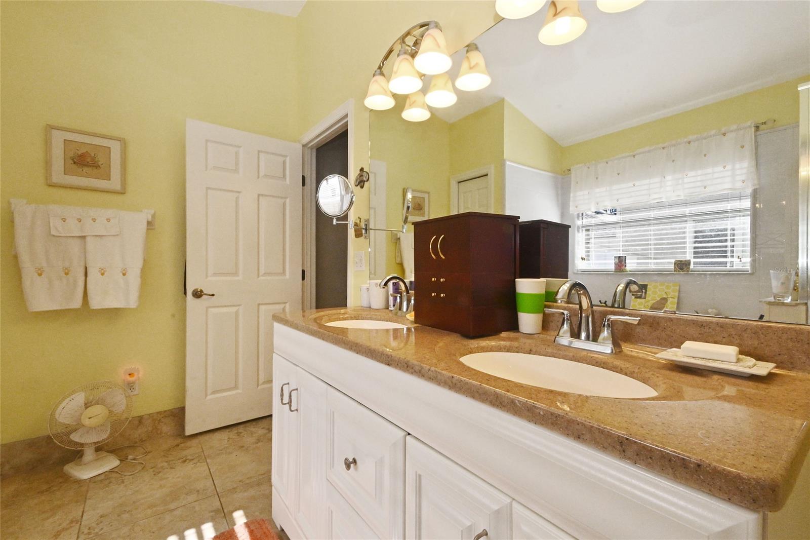 Florida Shores 01 - Residential