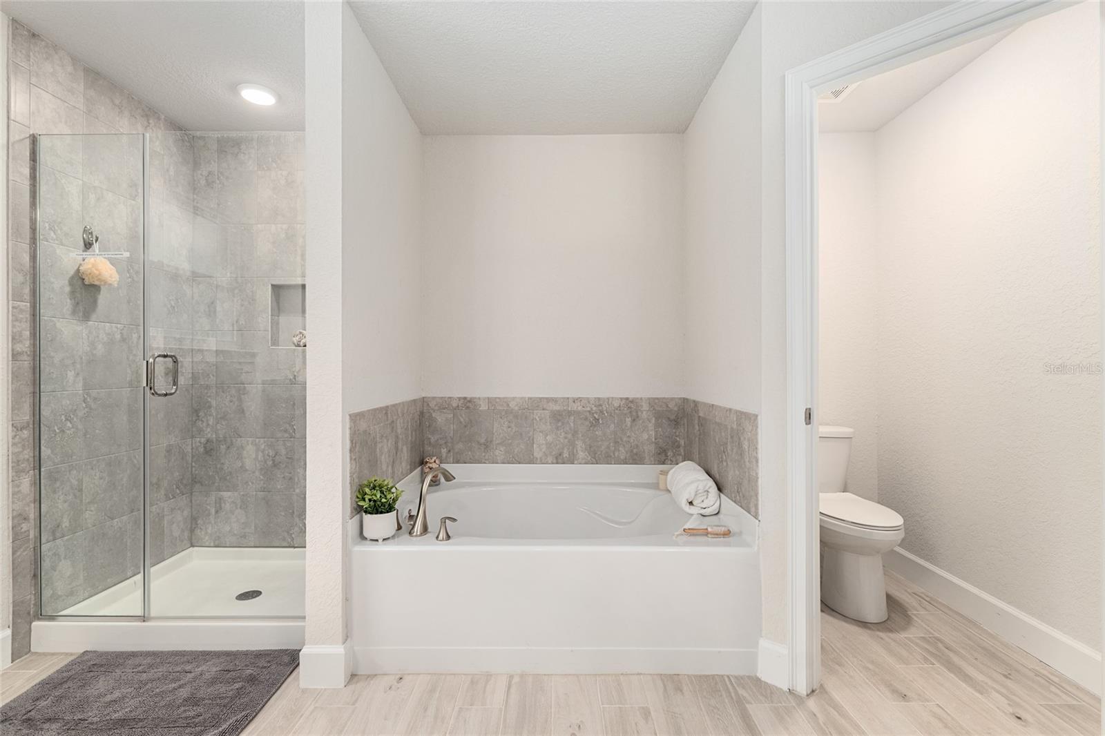 WOODS OF ALCHRIST - Residential