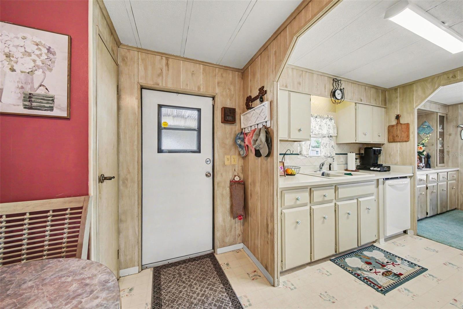 LAURELWOOD MOBILE ESTATES UNIT 01 - Residential