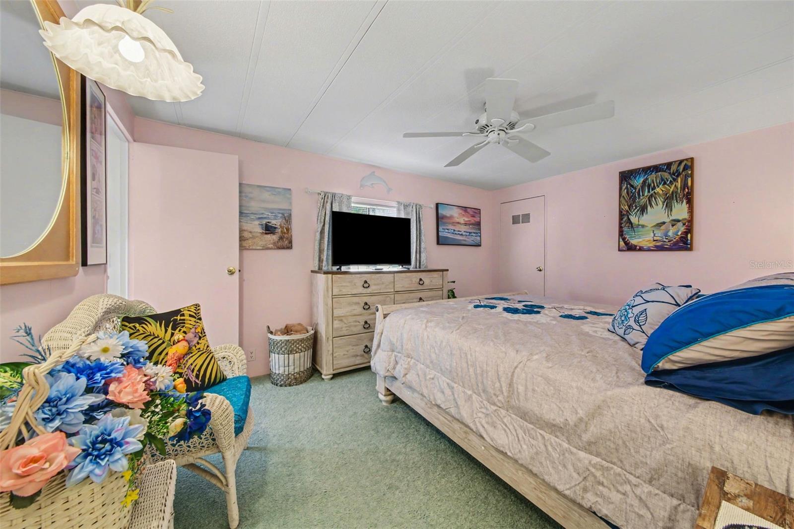 LAURELWOOD MOBILE ESTATES UNIT 01 - Residential