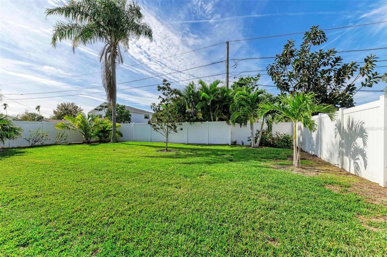 SHORE ACRES BAYOU GRANDE SEC - Residential Lease