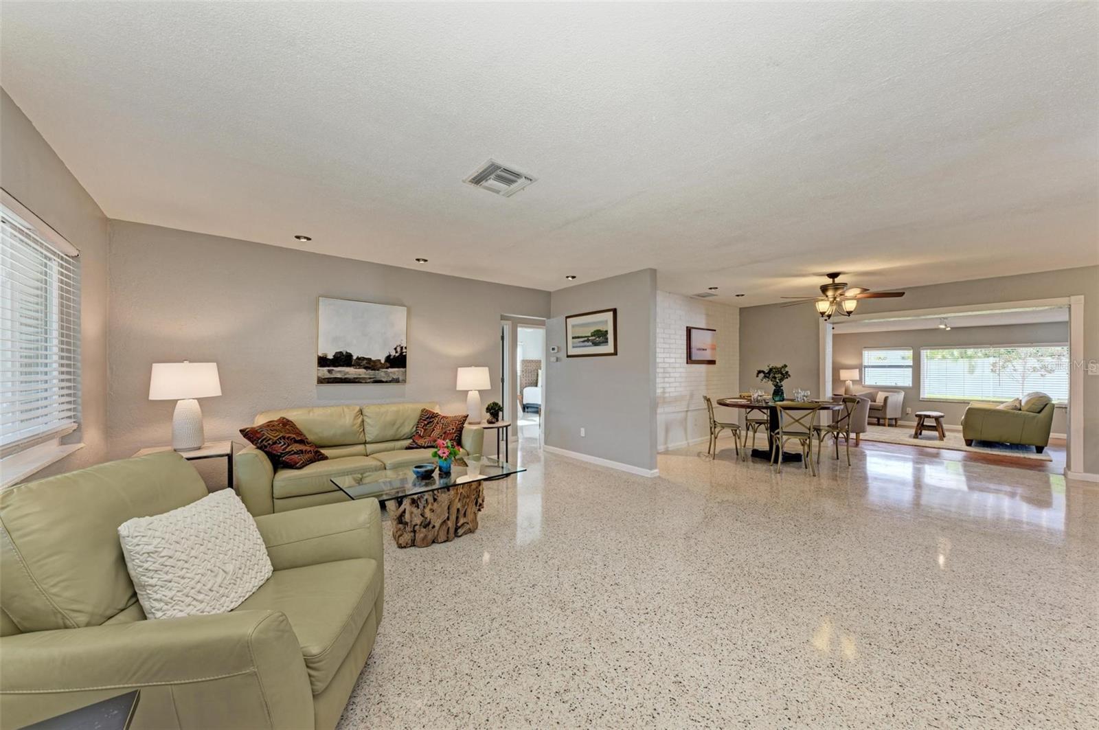 SHORE ACRES BAYOU GRANDE SEC - Residential Lease