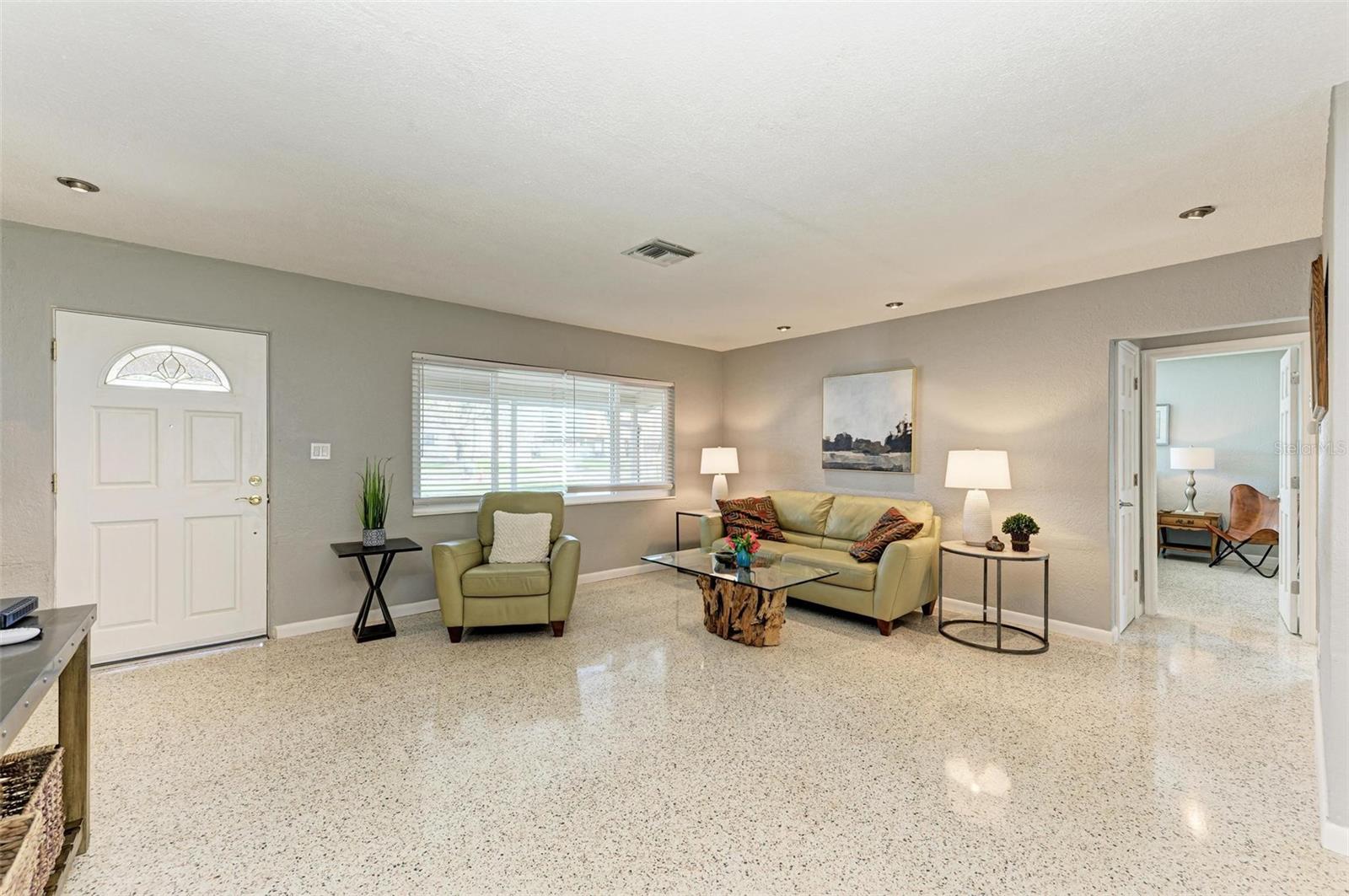 SHORE ACRES BAYOU GRANDE SEC - Residential Lease