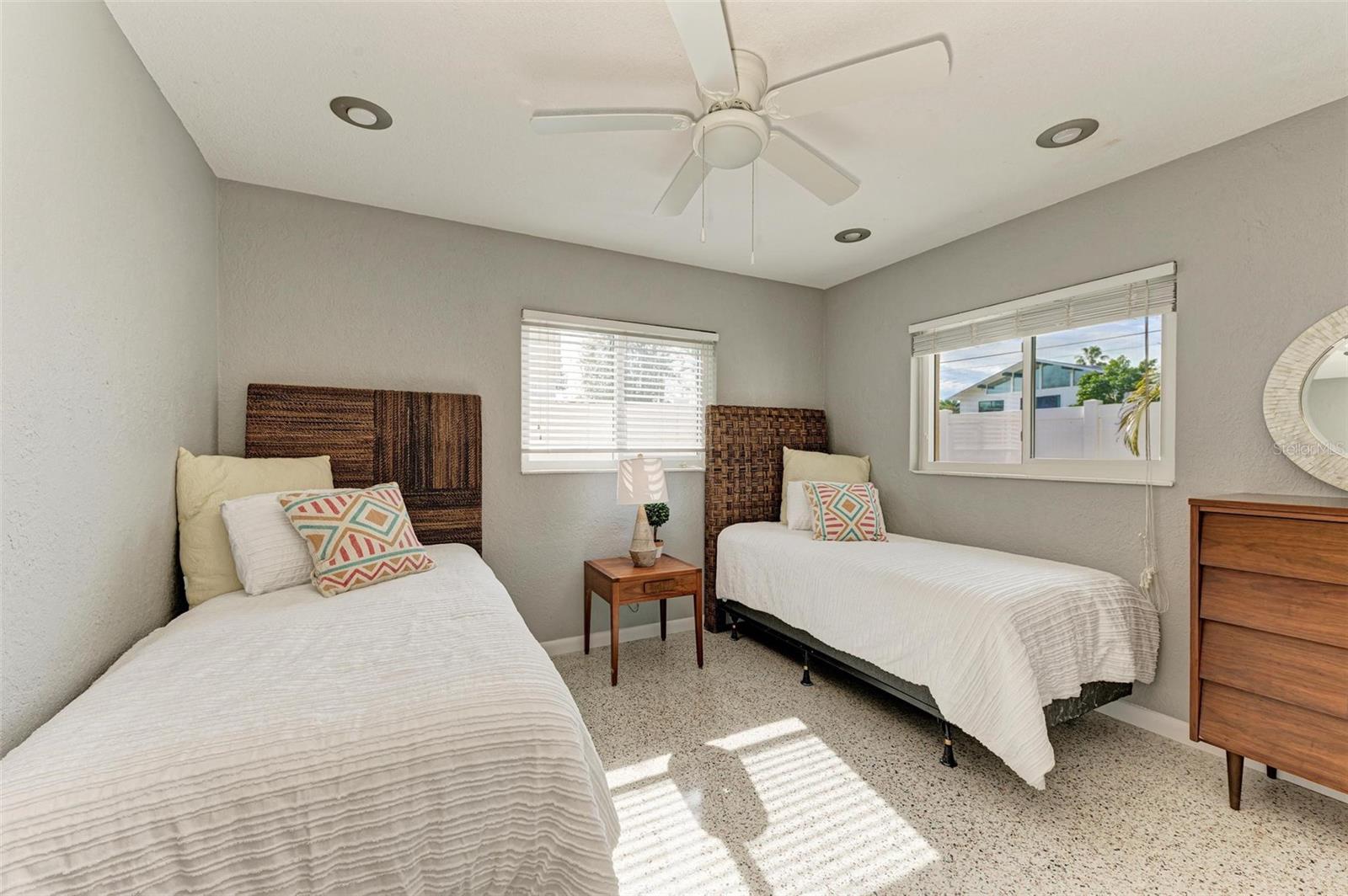 SHORE ACRES BAYOU GRANDE SEC - Residential Lease