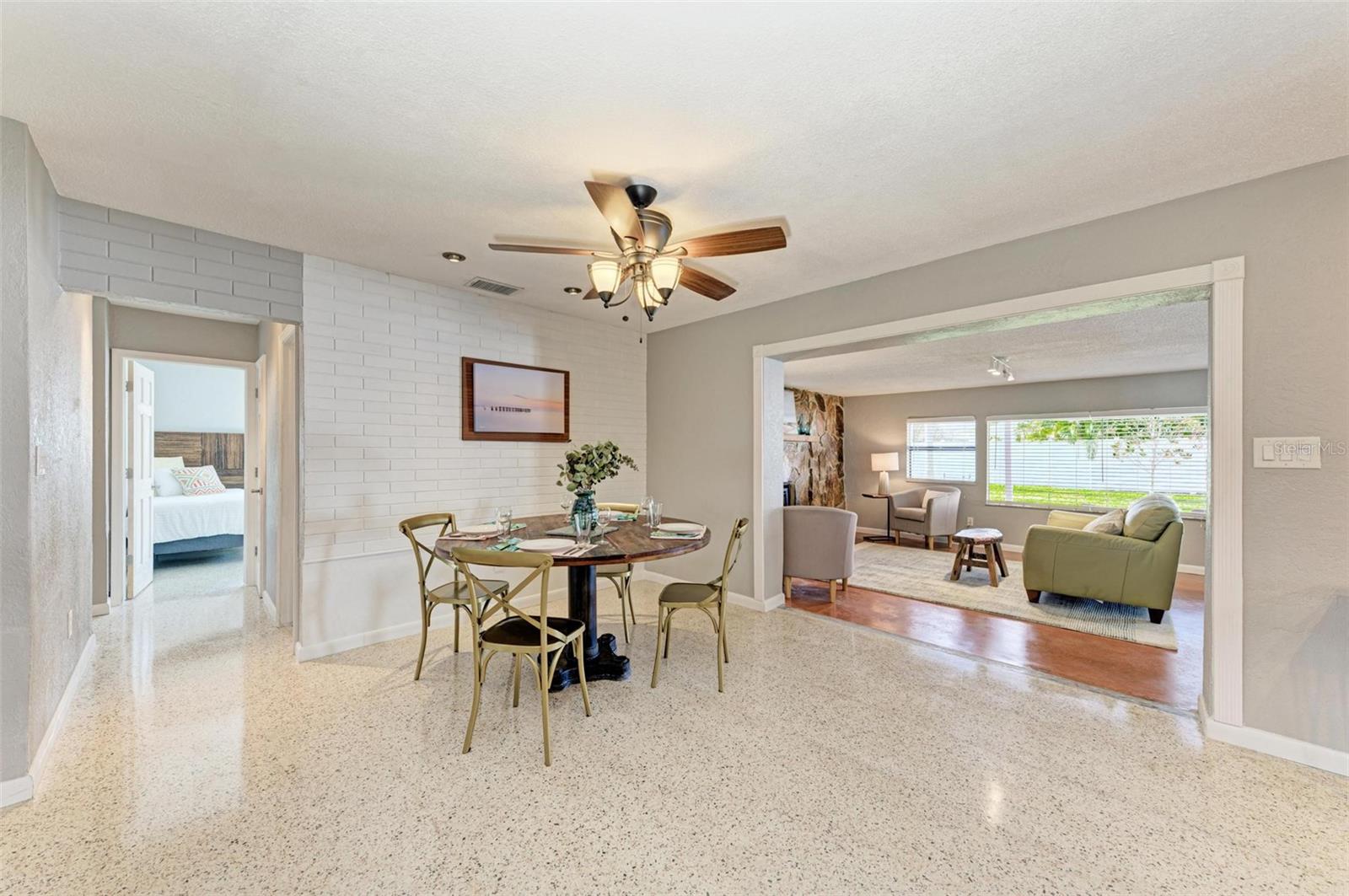 SHORE ACRES BAYOU GRANDE SEC - Residential Lease