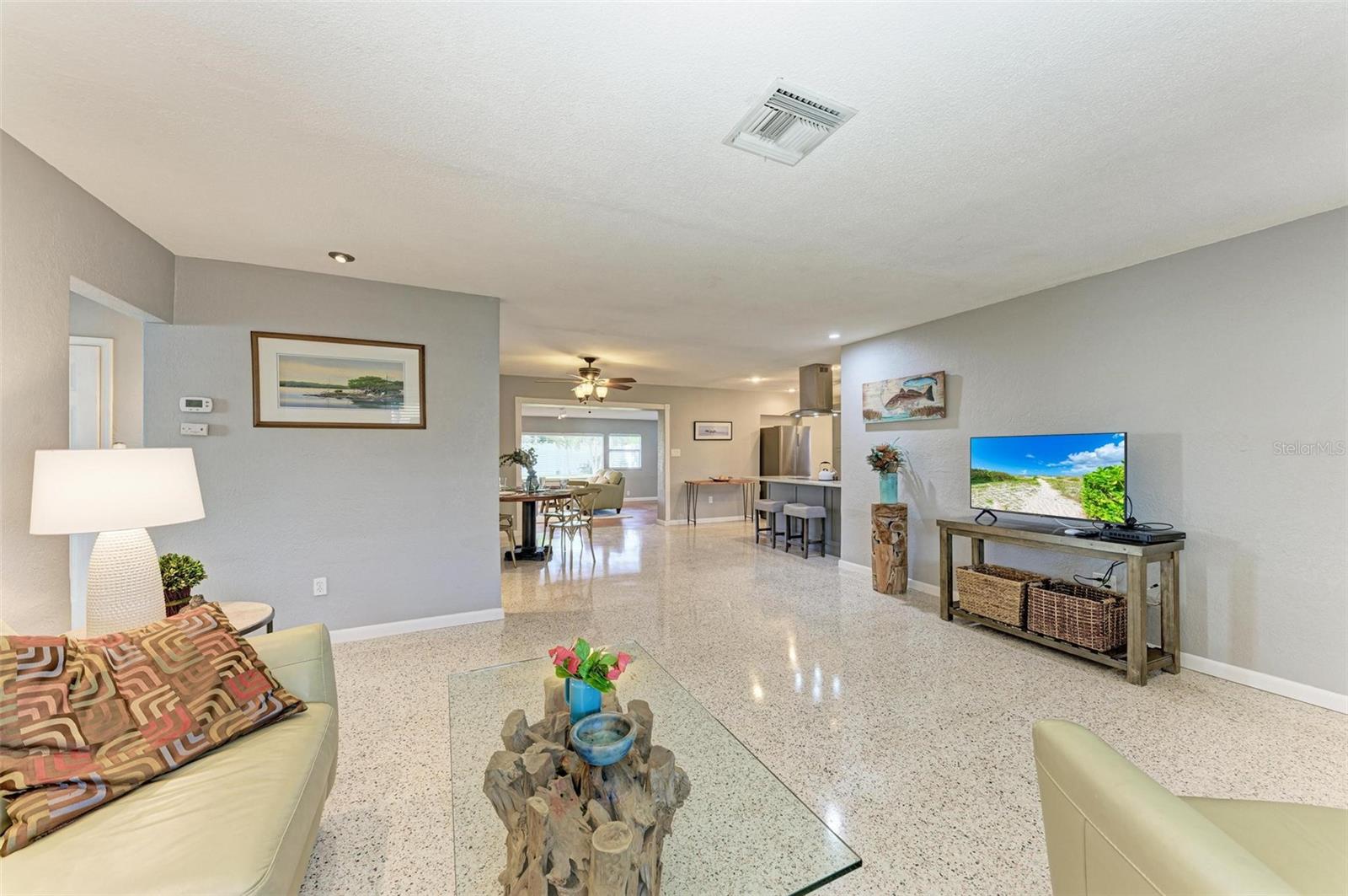 SHORE ACRES BAYOU GRANDE SEC - Residential Lease