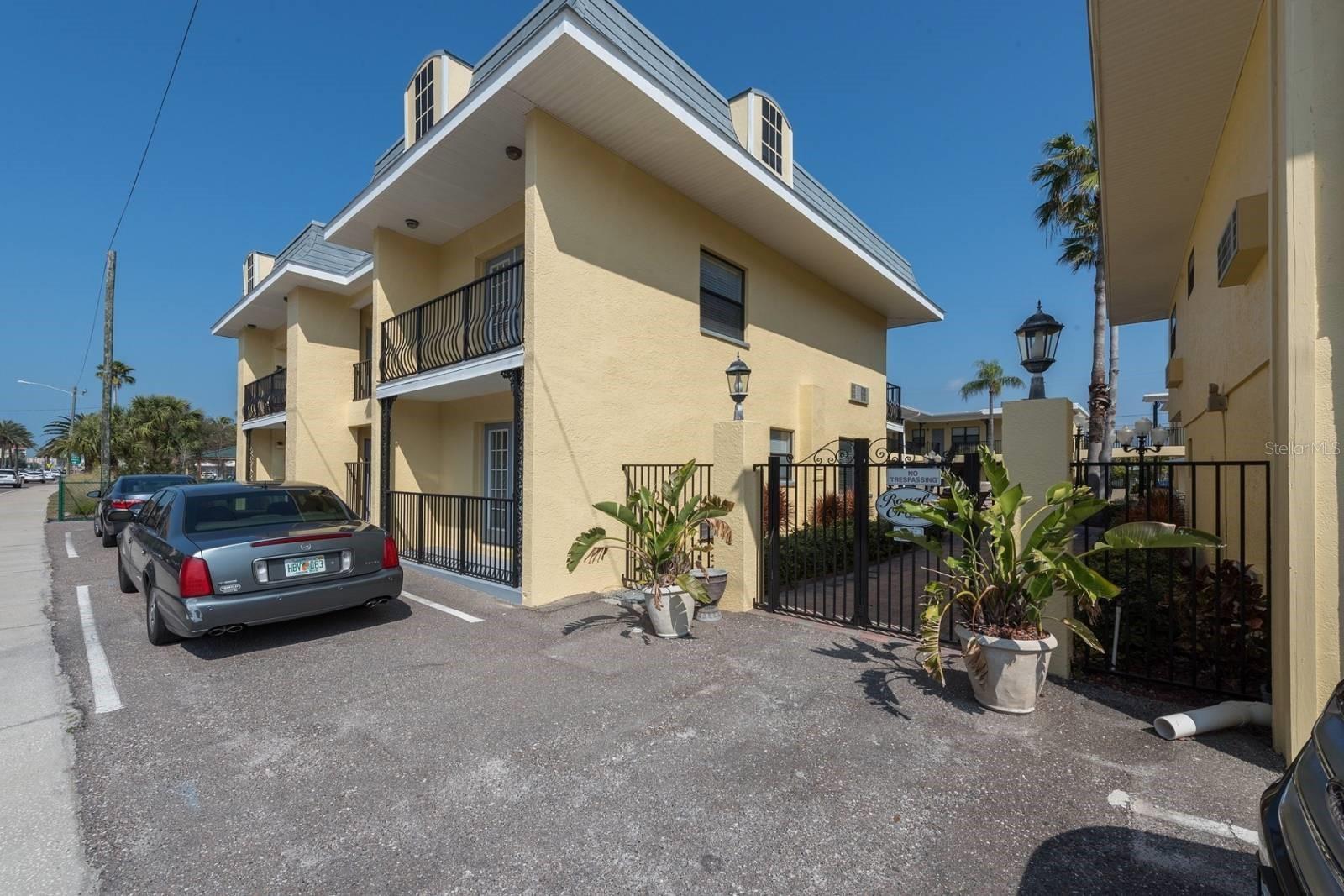 16333 GULF BOULEVARD 204