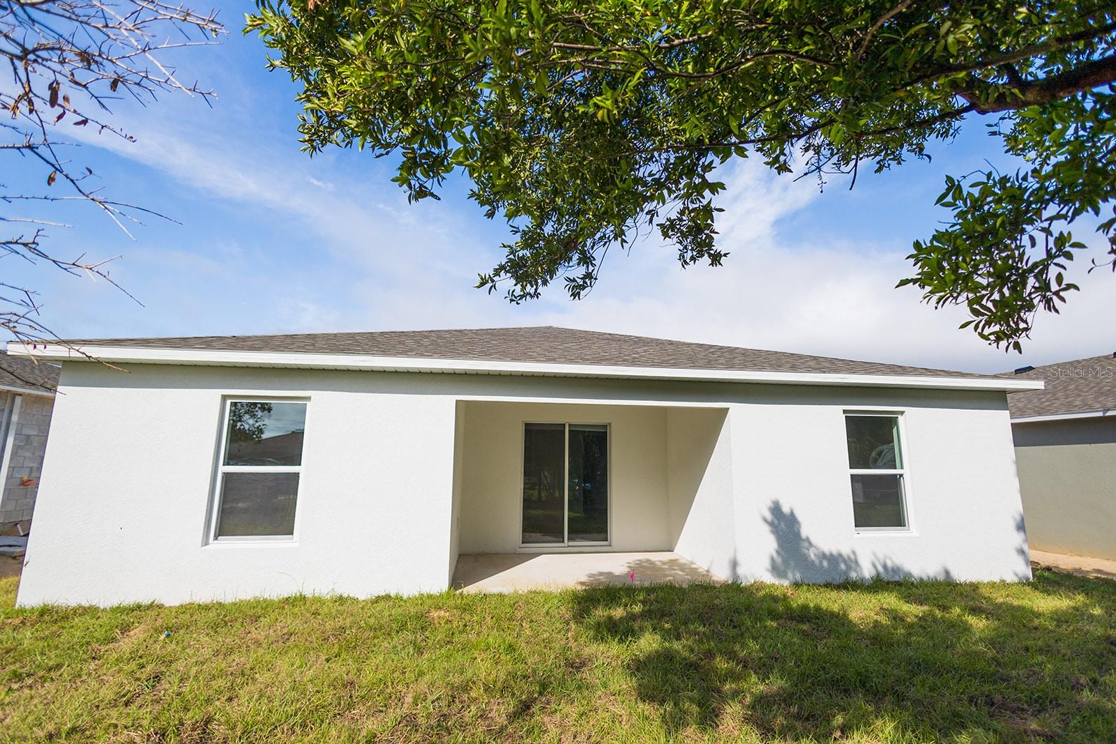 HILLVIEW - Residential Lease