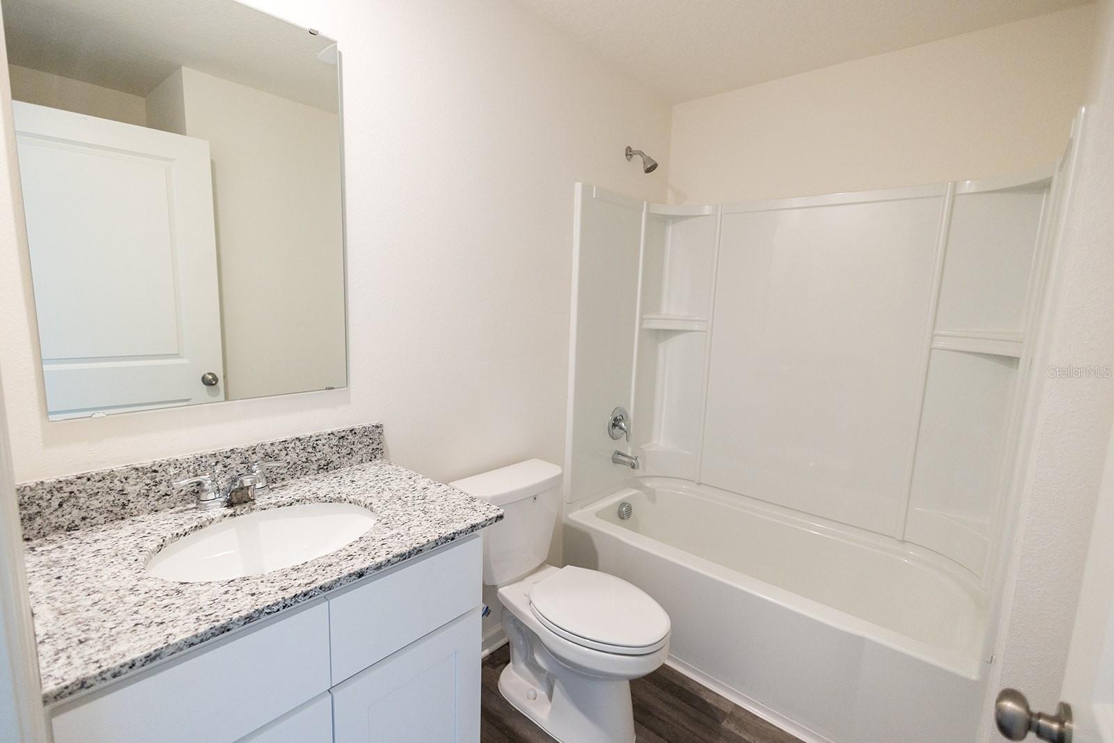 HILLVIEW - Residential Lease