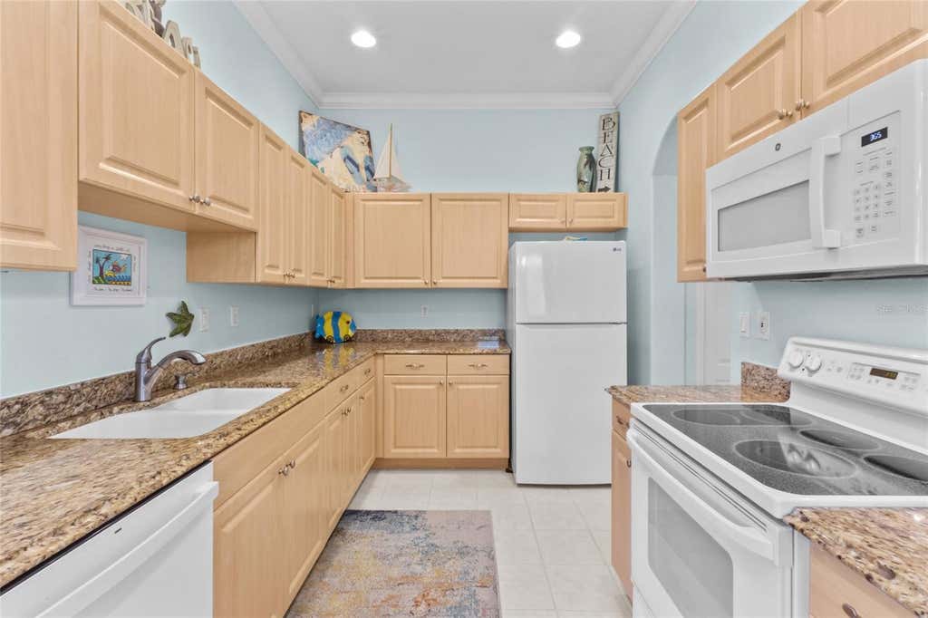 Photo of 1202 Auburn Cove Circle, Venice, FL 34292 (MLS # N6145440)
