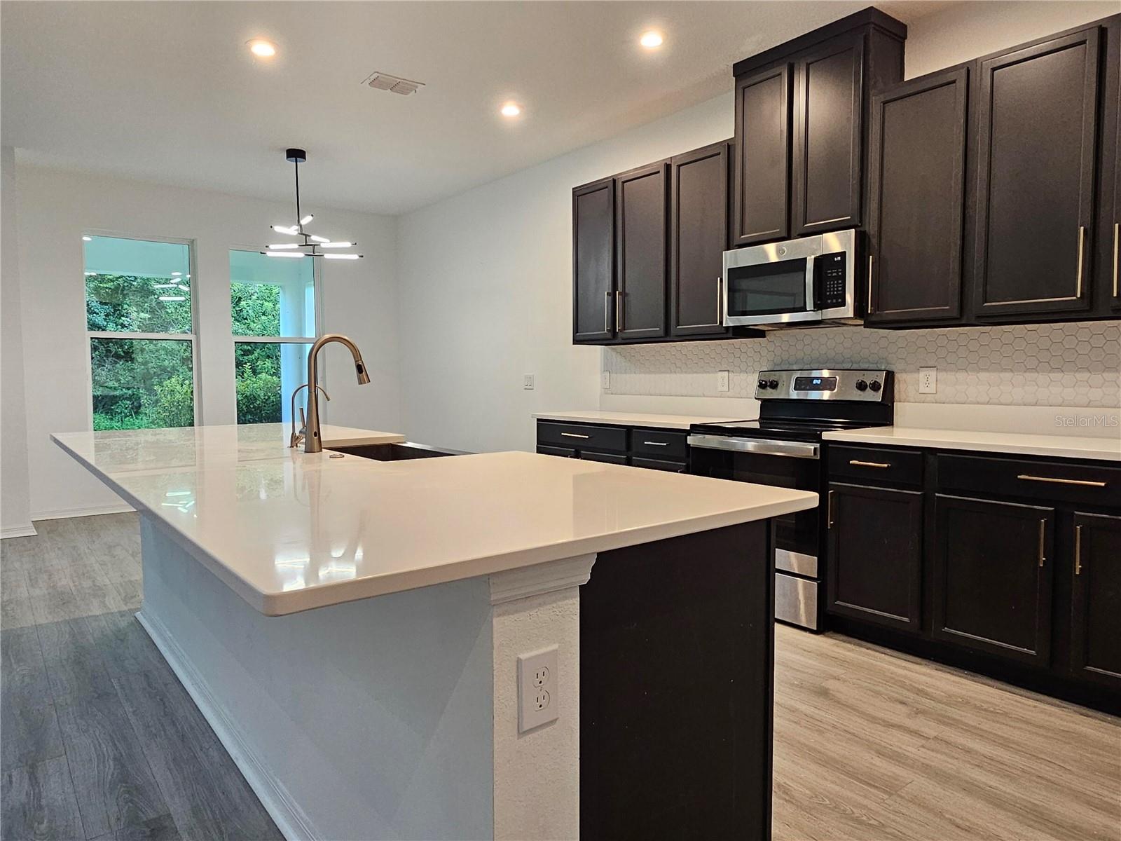 BELLALAGO PH B-2 - Residential