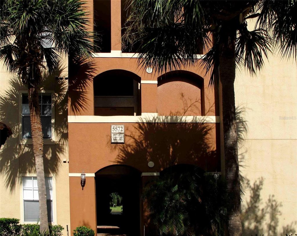Photo of Orlando, FL 32811 (MLS # O6419378)