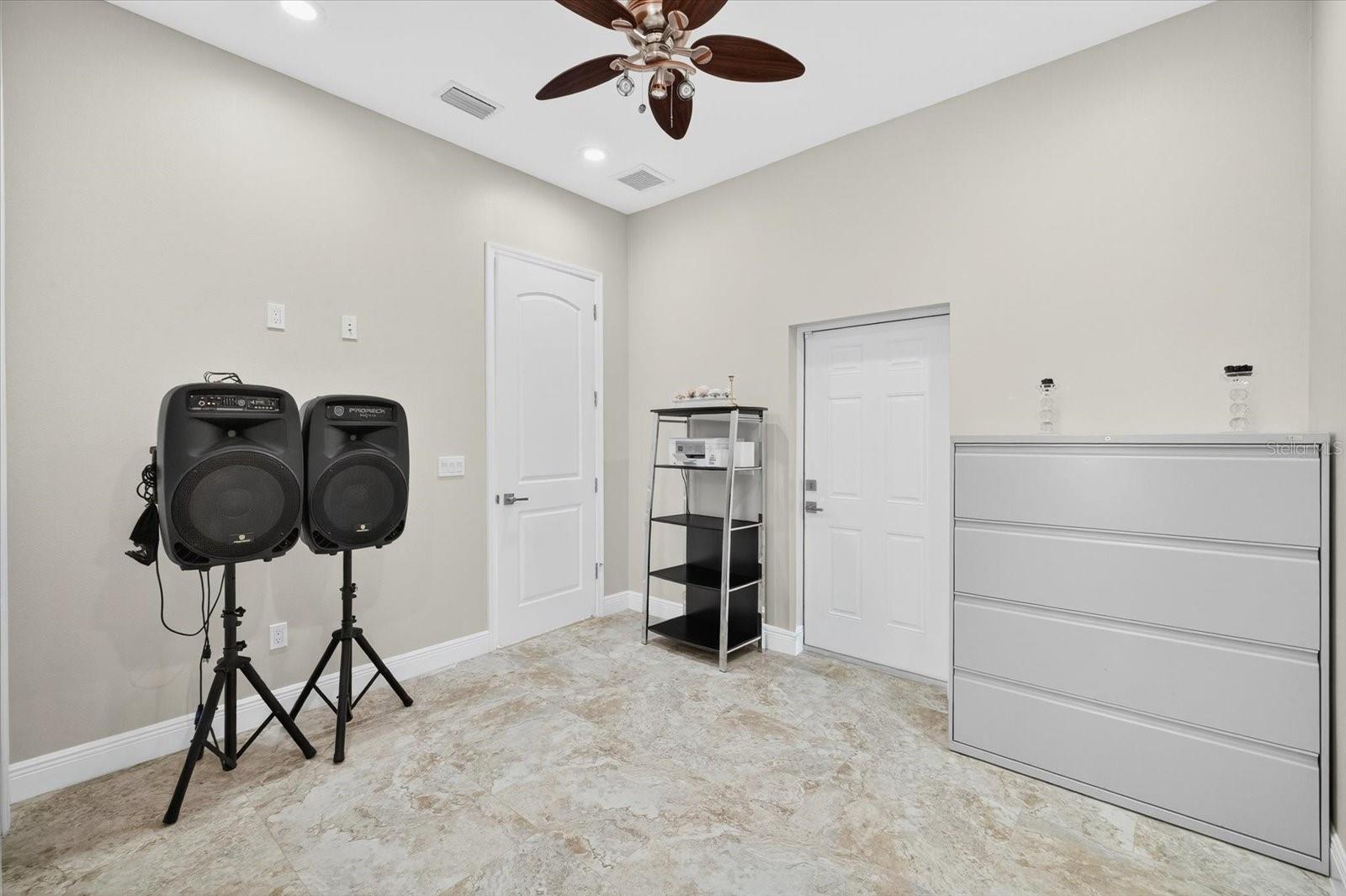C00 | RABB ESTATES - Residential