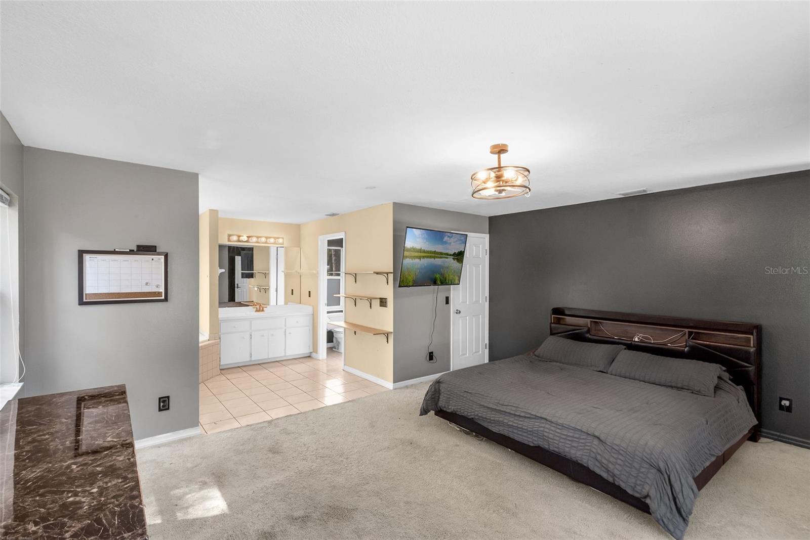 GROVELAND FARMS 13-22-24 - Residential