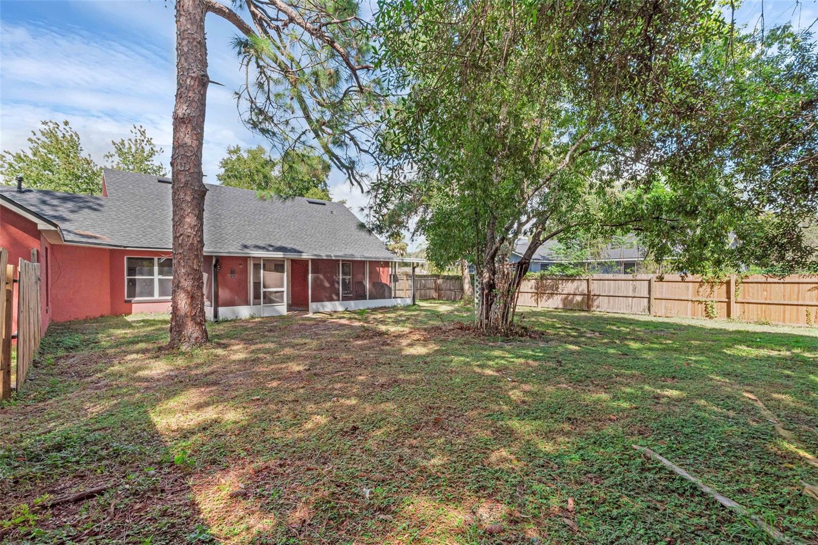 GROVELAND FARMS 13-22-24 - Residential