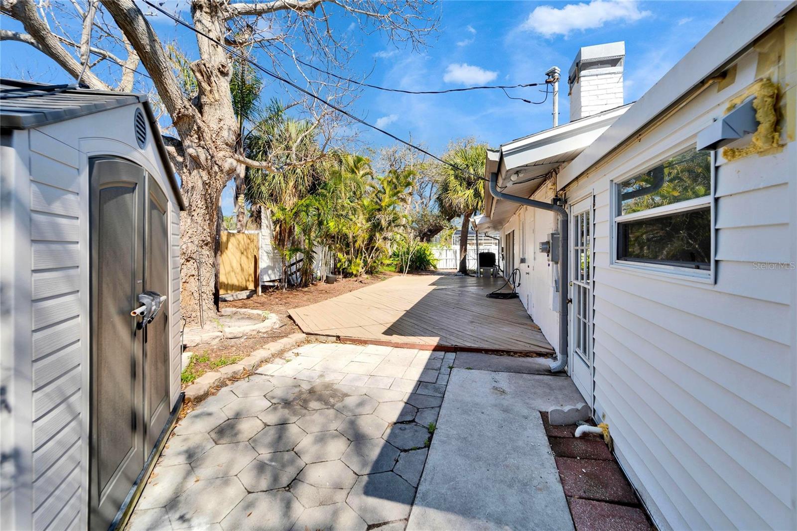 BELLEAIR BEACH YACHT CLUB ESTATES - Residential