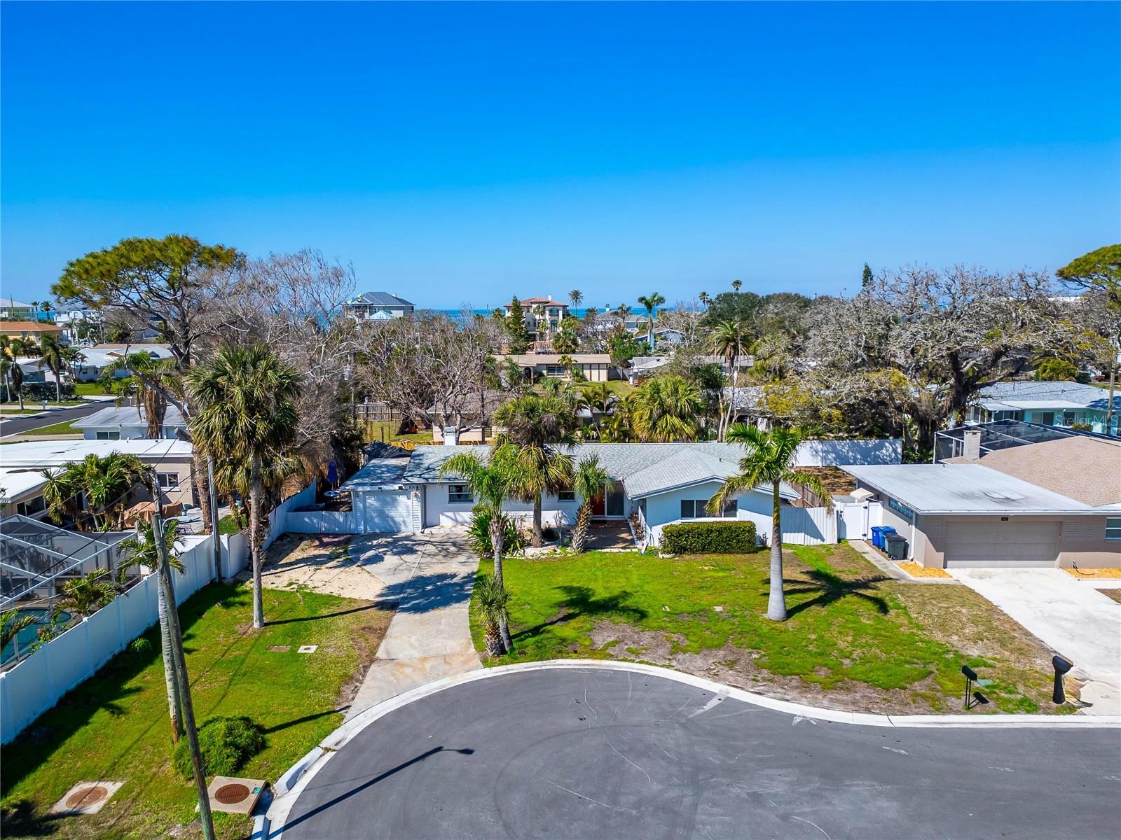 BELLEAIR BEACH YACHT CLUB ESTATES - Residential