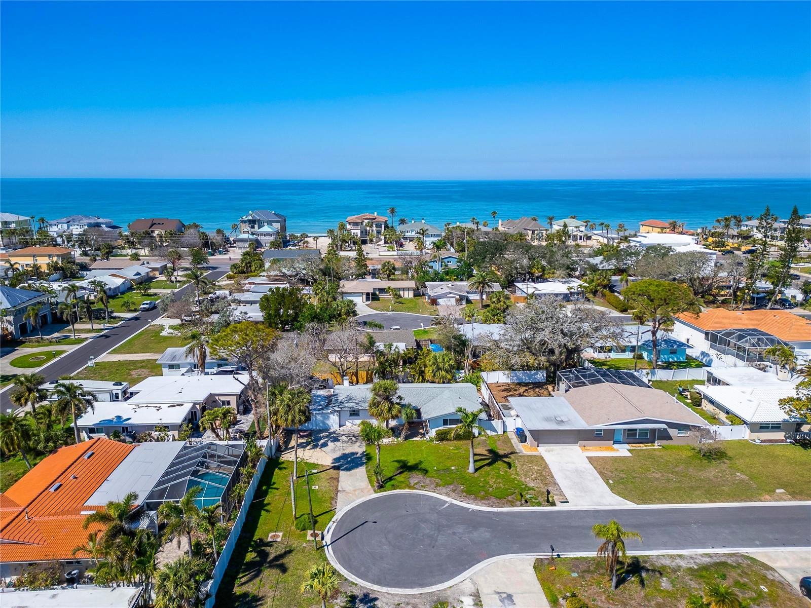 BELLEAIR BEACH YACHT CLUB ESTATES - Residential