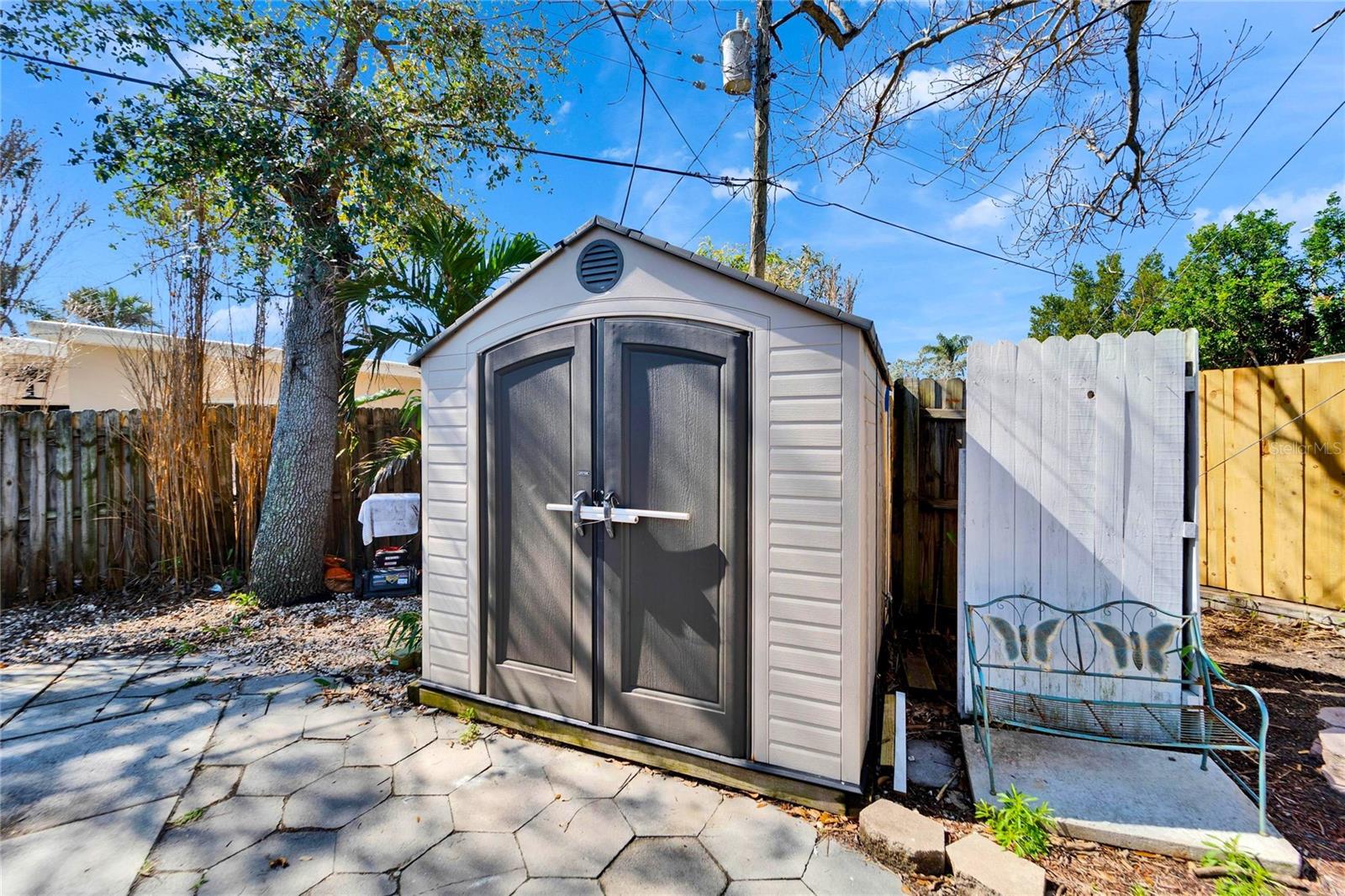 BELLEAIR BEACH YACHT CLUB ESTATES - Residential