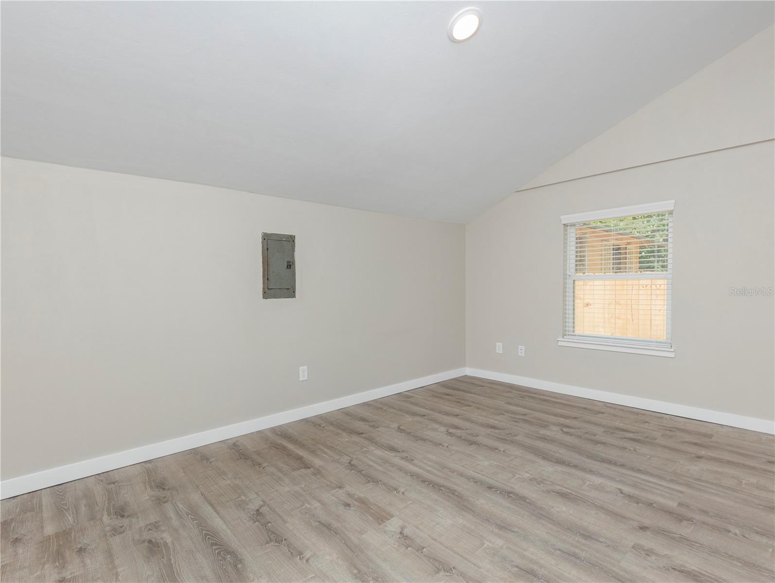 GAINESVILLE MCDOWALLS ADD - Residential Lease