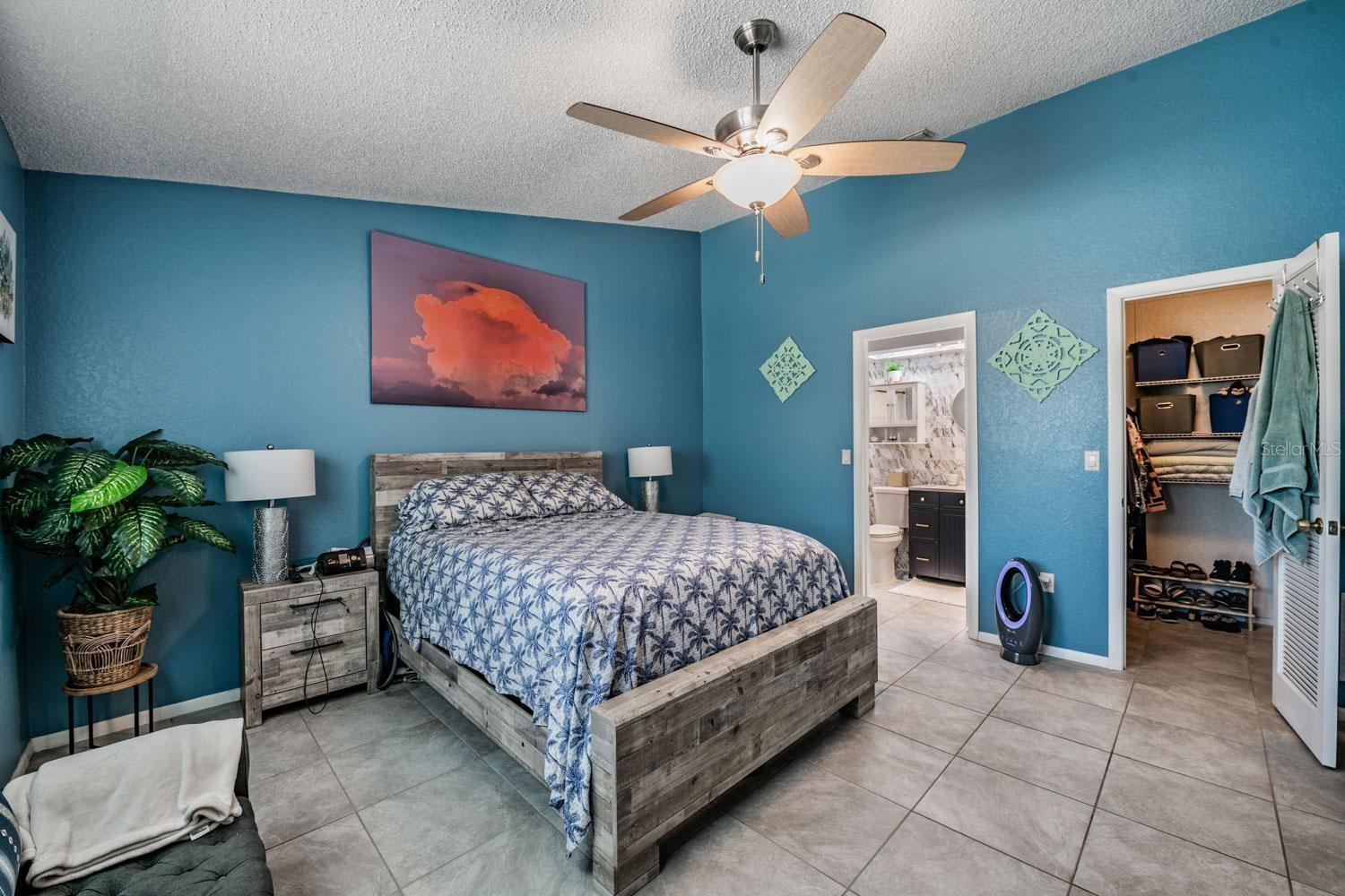 WOODRIDGE ESTATES A SUB - Residential