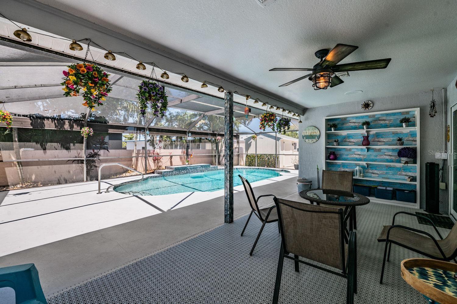 WOODRIDGE ESTATES A SUB - Residential