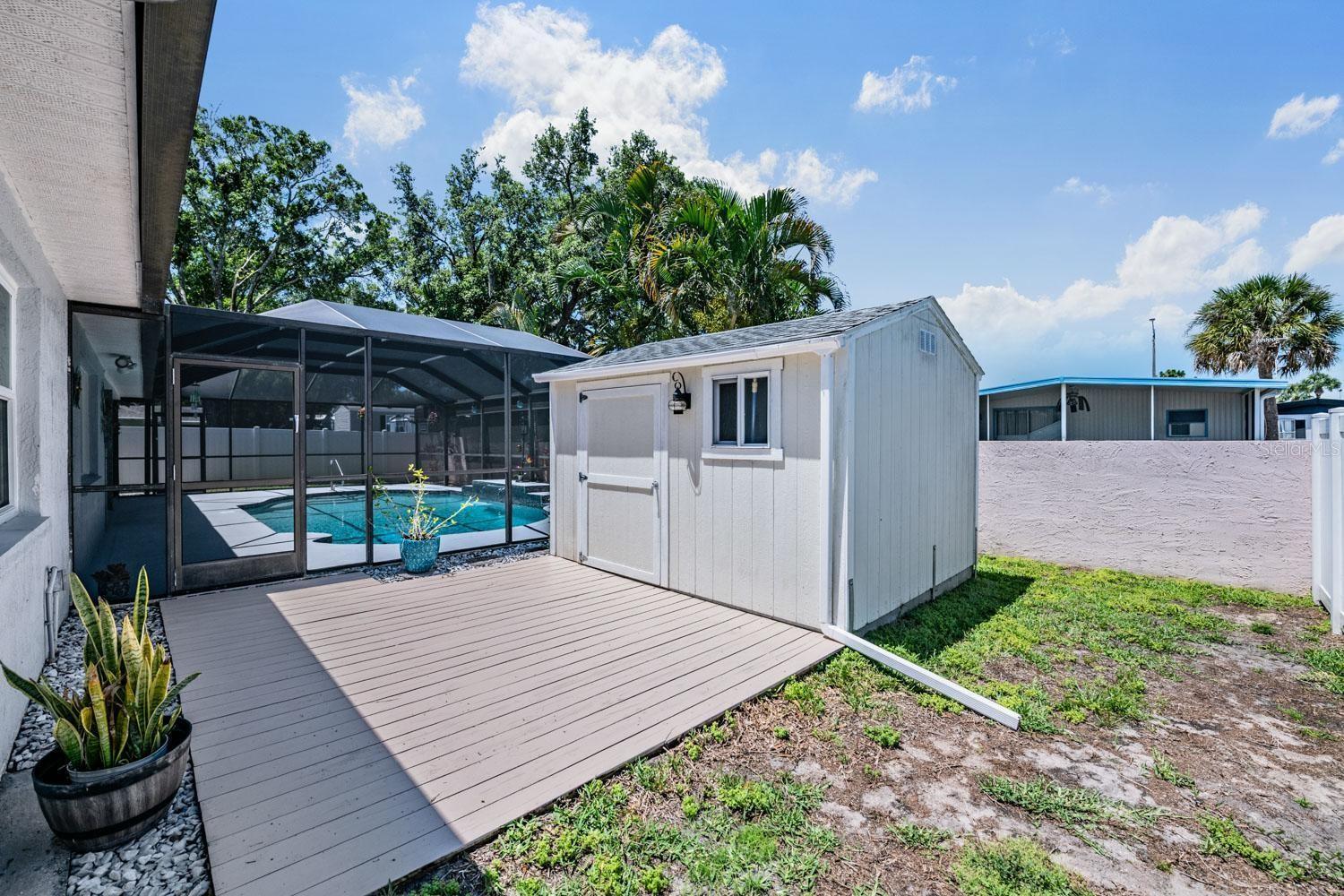 WOODRIDGE ESTATES A SUB - Residential